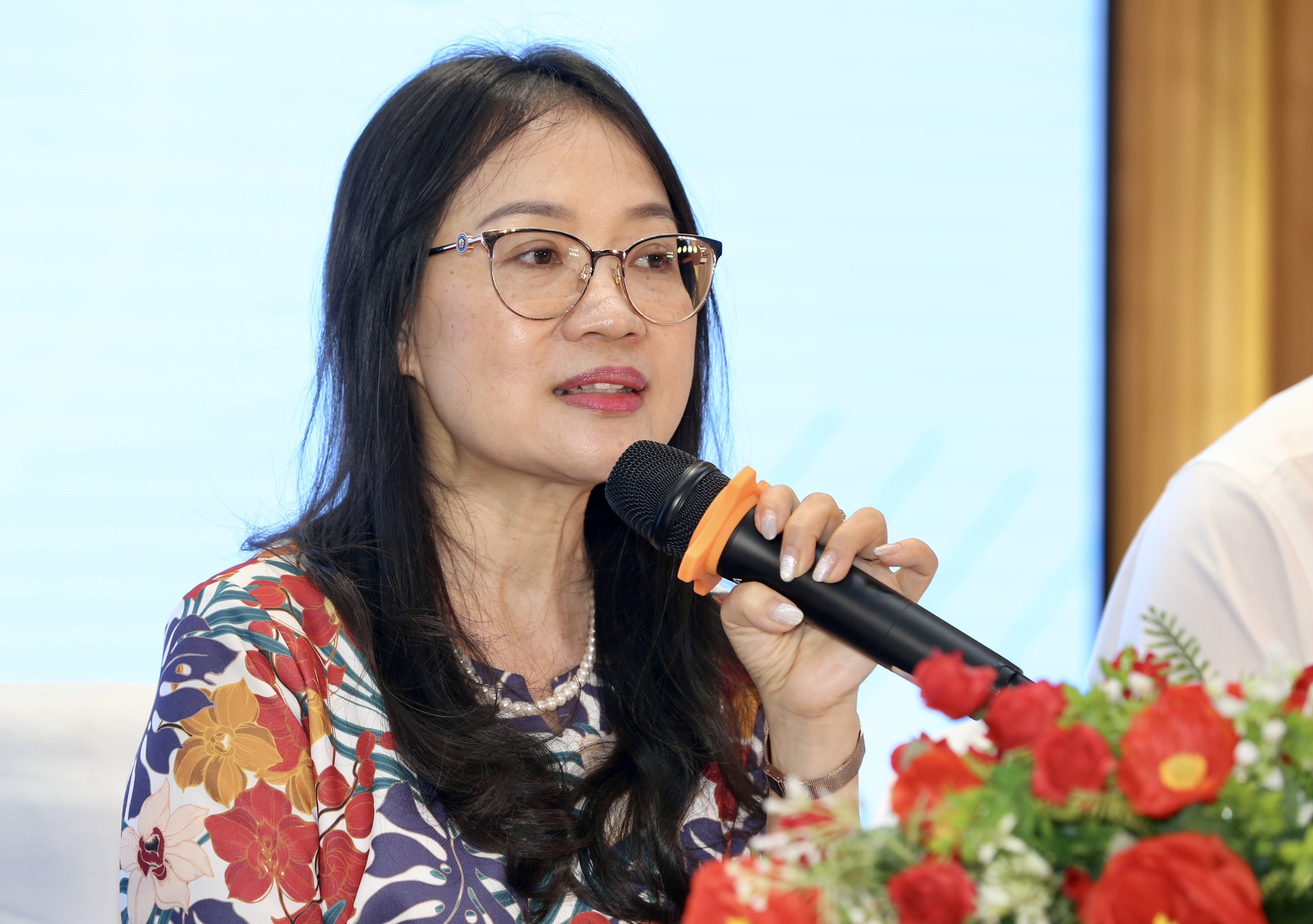 Tư vấn trực tuyến: C&acirc;n nhắc nhiều yếu tố khi chọn chương tr&igrave;nh đ&agrave;o tạo ĐH- Ảnh 3.