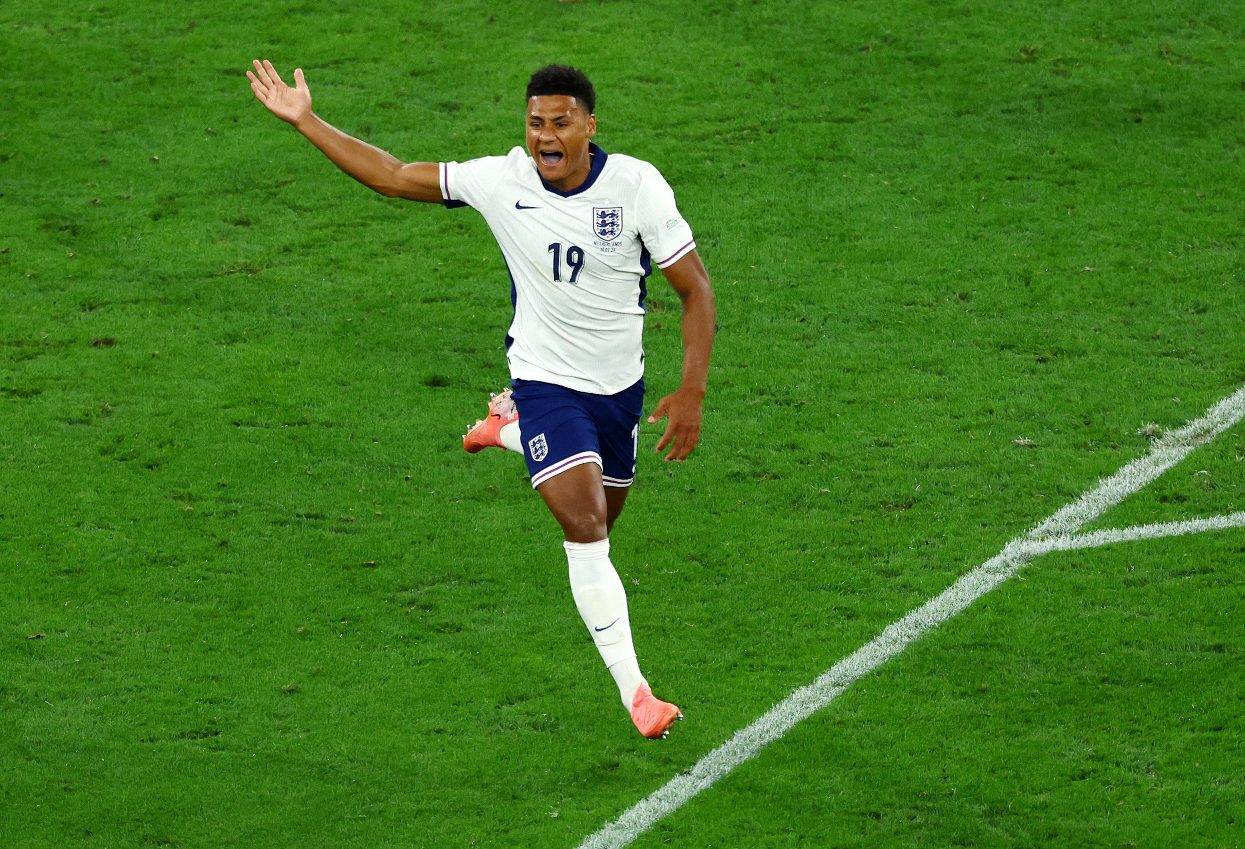 "Siêu dự bị" Ollie Watkins nhận mưa lời khen với siêu phẩm ở bán kết Euro 2024- Ảnh 5.