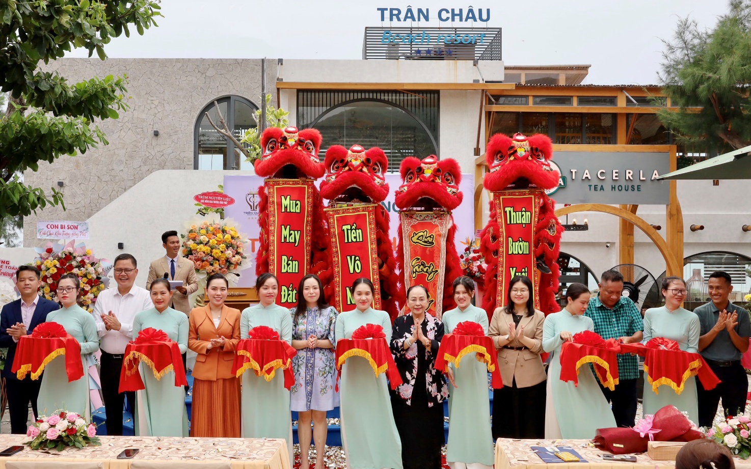 Trân Châu Beach & Resort ra mắt thương hiệu trà sữa và cửa hàng Tacerla Tea House