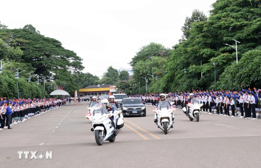 Tổng B&iacute; thư, Chủ tịch nước L&agrave;o đ&oacute;n, hội đ&agrave;m với Chủ tịch nước T&ocirc; L&acirc;m- Ảnh 3.