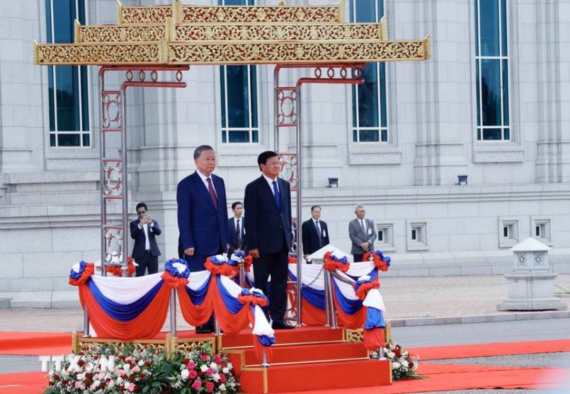 Tổng B&iacute; thư, Chủ tịch nước L&agrave;o đ&oacute;n, hội đ&agrave;m với Chủ tịch nước T&ocirc; L&acirc;m- Ảnh 4.