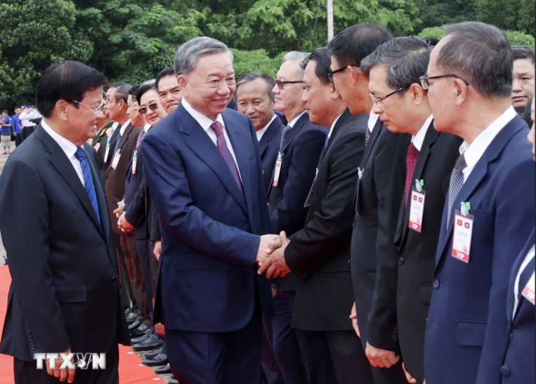 Tổng B&iacute; thư, Chủ tịch nước L&agrave;o đ&oacute;n, hội đ&agrave;m với Chủ tịch nước T&ocirc; L&acirc;m- Ảnh 6.