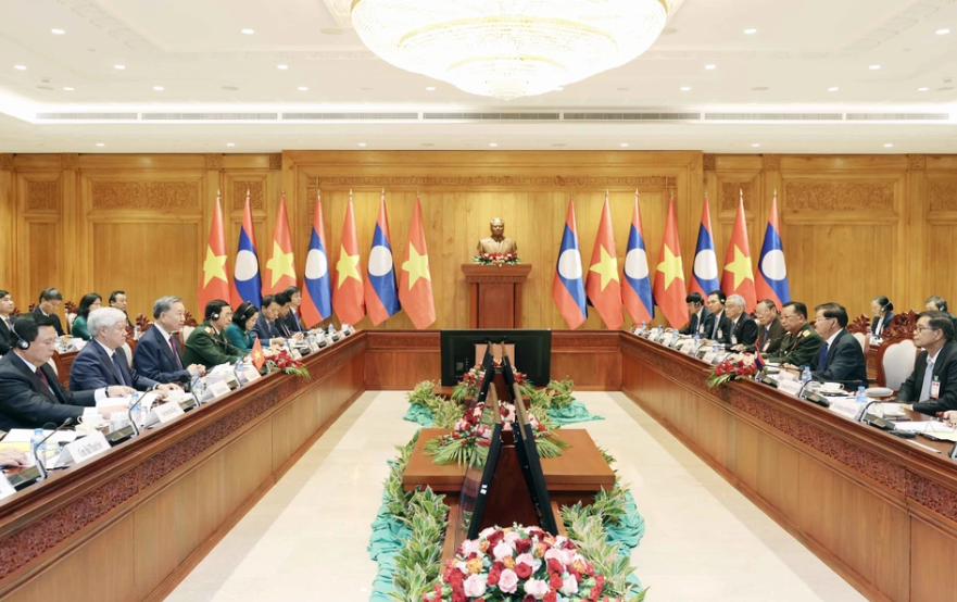 Tổng B&iacute; thư, Chủ tịch nước L&agrave;o đ&oacute;n, hội đ&agrave;m với Chủ tịch nước T&ocirc; L&acirc;m- Ảnh 11.