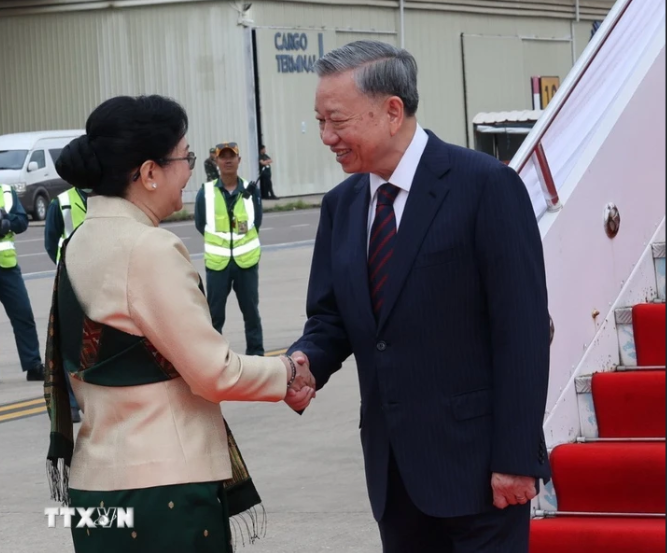 Tổng B&iacute; thư, Chủ tịch nước L&agrave;o đ&oacute;n, hội đ&agrave;m với Chủ tịch nước T&ocirc; L&acirc;m- Ảnh 15.