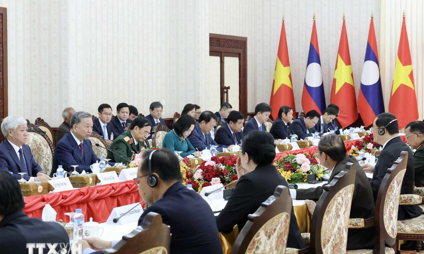 Chủ tịch nước T&ocirc; L&acirc;m hội kiến Thủ tướng L&agrave;o Sonexay Siphandone- Ảnh 4.