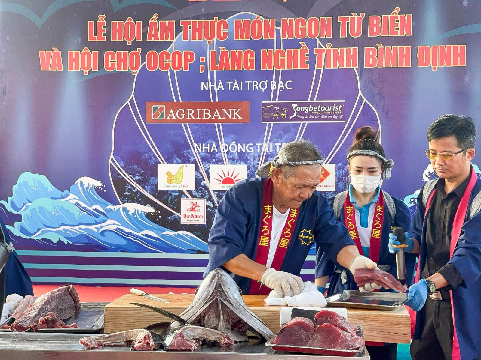 M&atilde;n nh&atilde;n với h&agrave;ng ng&agrave;n đặc sản tại lễ hội Tinh hoa đất biển B&igrave;nh Định- Ảnh 3.