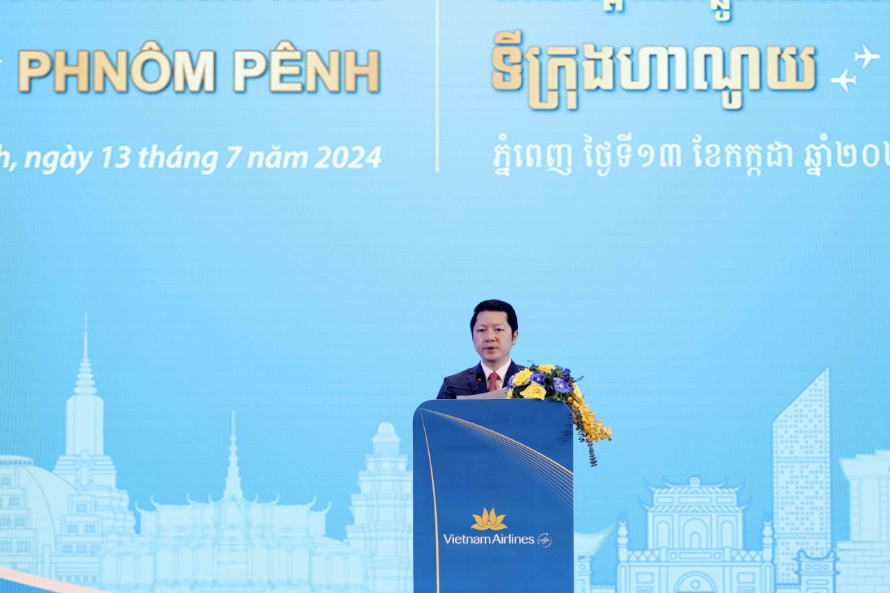 Bộ trưởng Bộ Du lịch Campuchia Sok Soken phát biểu tại sự kiện