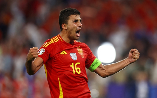 Euro 2024: Căng thẳng cuộc chiến tuyến giữa