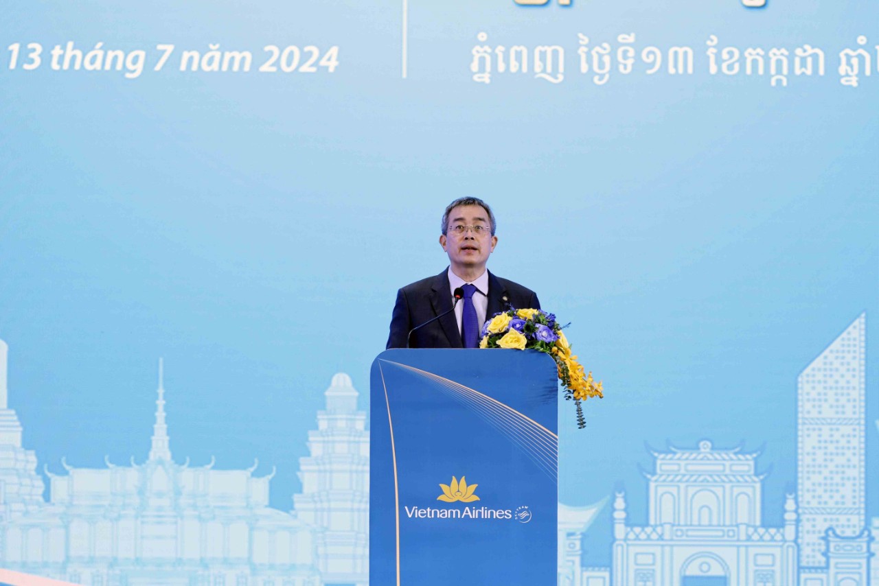 Chủ tịch HĐQT Vietnam Airlines Đặng Ngọc Hòa phát biểu tại buổi lễ