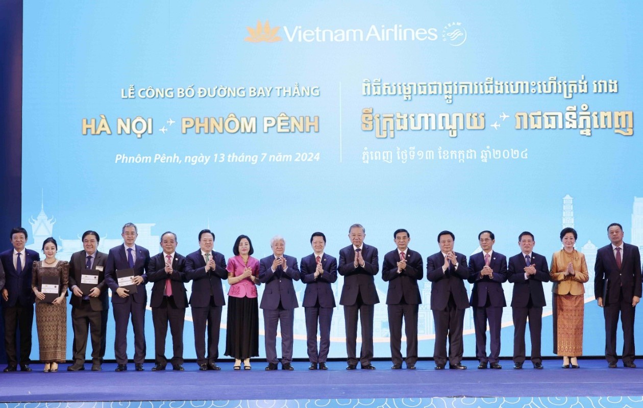 Vietnam Airlines mở đường bay thẳng H&agrave; Nội - Phnom Penh- Ảnh 8.