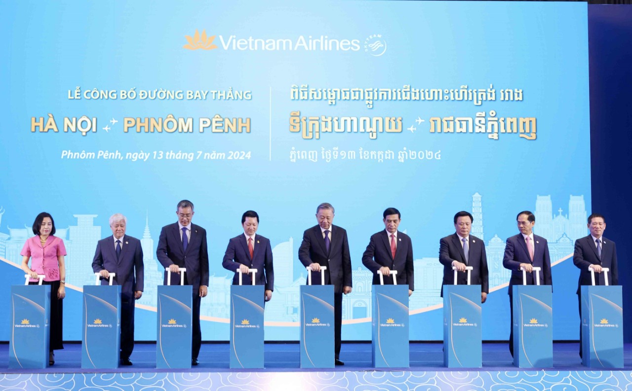 Vietnam Airlines mở đường bay thẳng H&agrave; Nội - Phnom Penh- Ảnh 7.