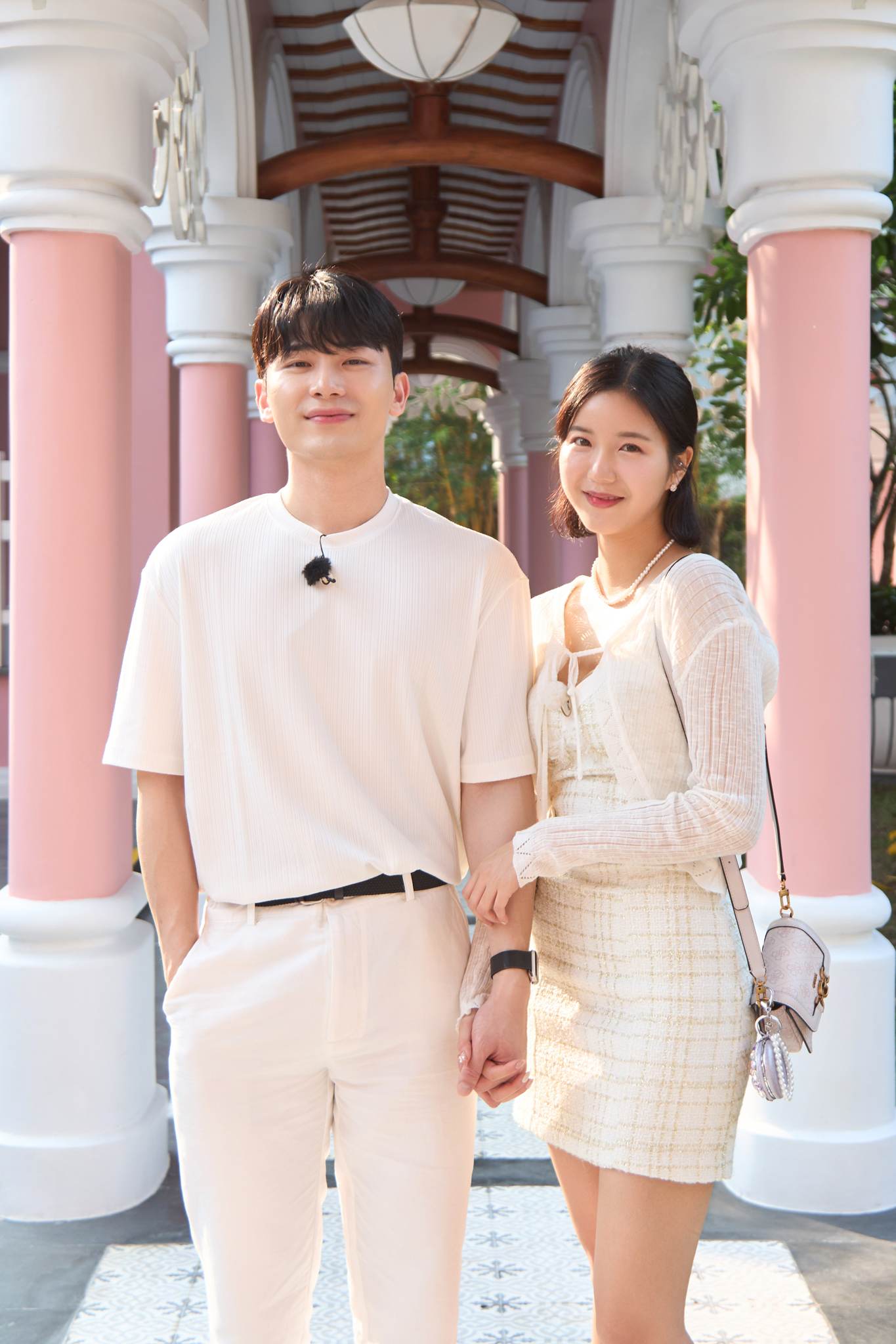 Tập 2 Đảo thi&ecirc;n đường: Mỹ nh&acirc;n xứ H&agrave;n bị từ chối hẹn h&ograve;, người chơi mới lộ diện- Ảnh 2.