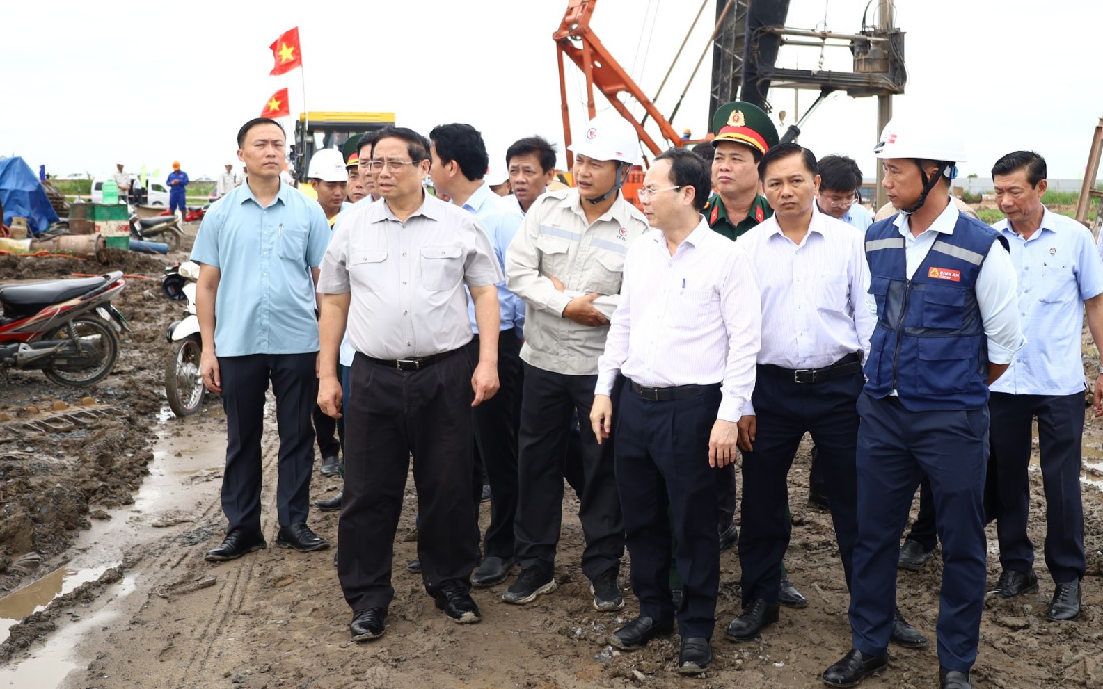 Thủ tướng: "Quyết tâm để ĐBSCL có 1.200 km đường cao tốc"