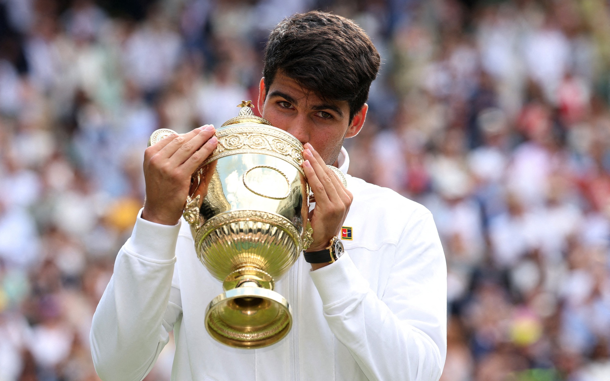 Wimbledon: Thắng áp đảo Djokovic, Alcaraz có Grand Slam thứ 4 nhanh hơn "Big 3"