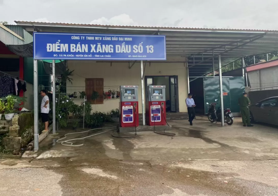 B&aacute;n xăng g&acirc;y chết m&aacute;y phương tiện, c&ocirc;ng ty xăng dầu bị phạt hơn 60 triệu đồng- Ảnh 1.