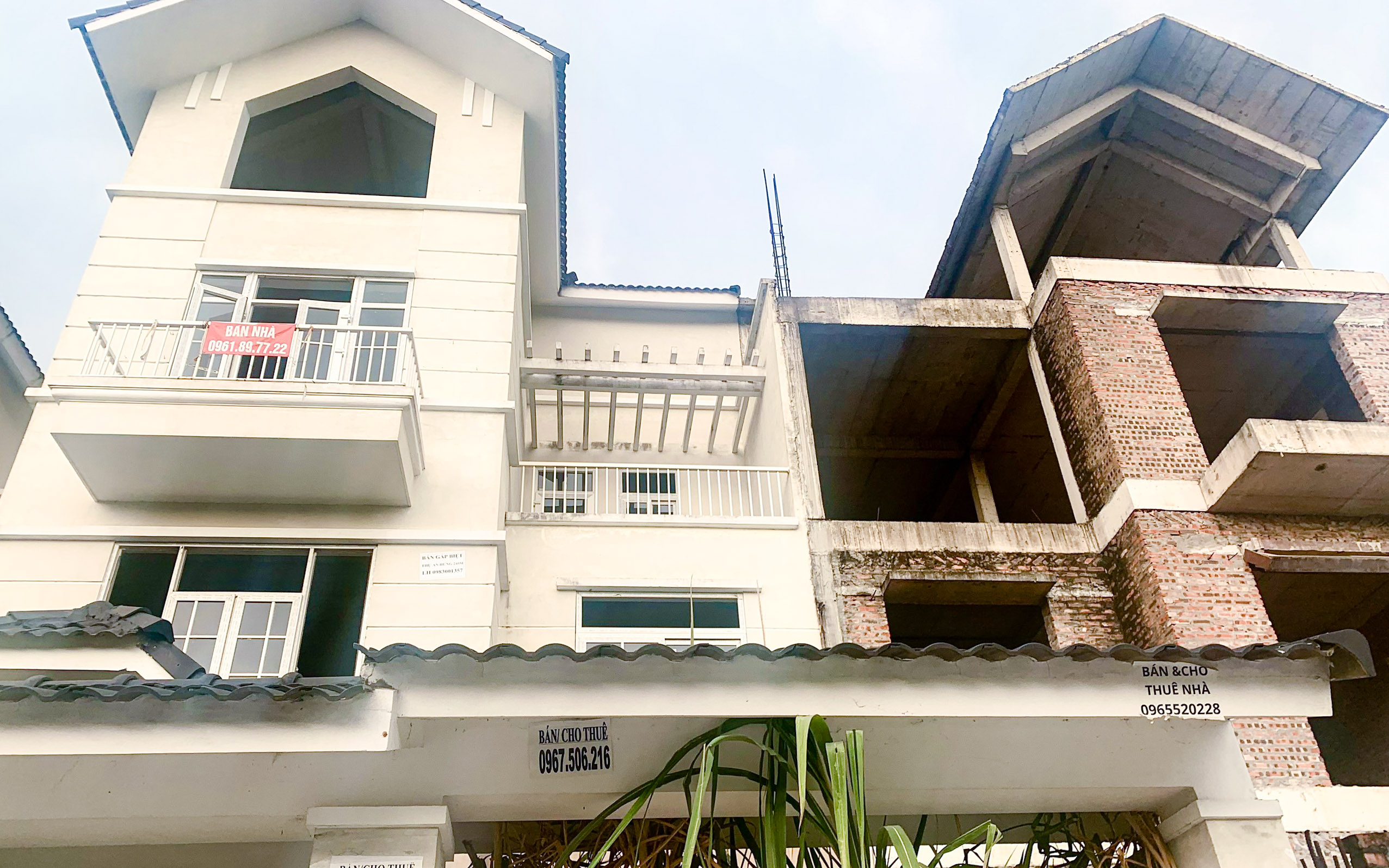 Cảnh hoang t&agrave;n b&ecirc;n trong biệt thự tại khu đ&ocirc; thị hơn 7.000 tỉ ở H&agrave; Nội- Ảnh 12.