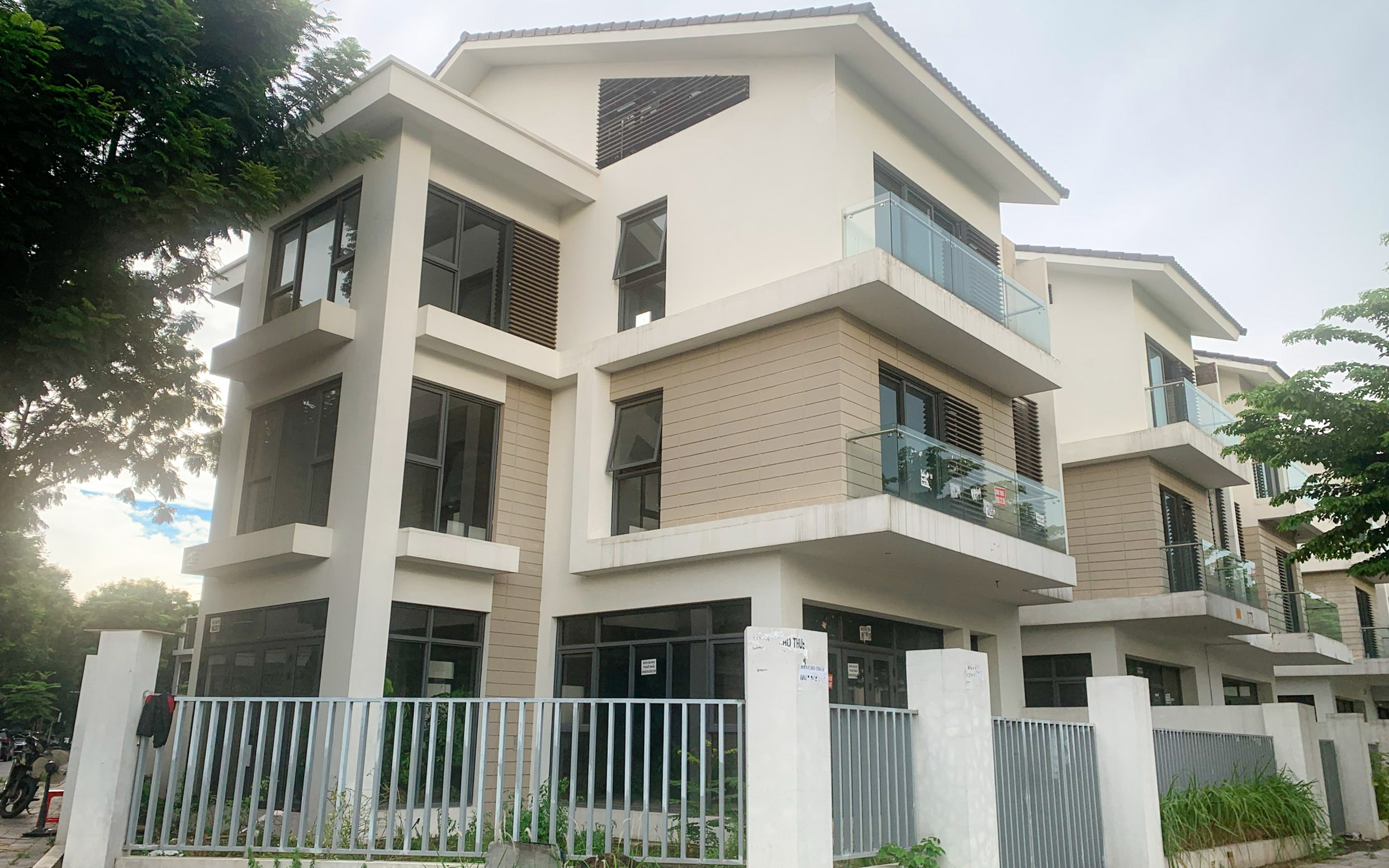 Cảnh hoang t&agrave;n b&ecirc;n trong biệt thự tại khu đ&ocirc; thị hơn 7.000 tỉ ở H&agrave; Nội- Ảnh 4.