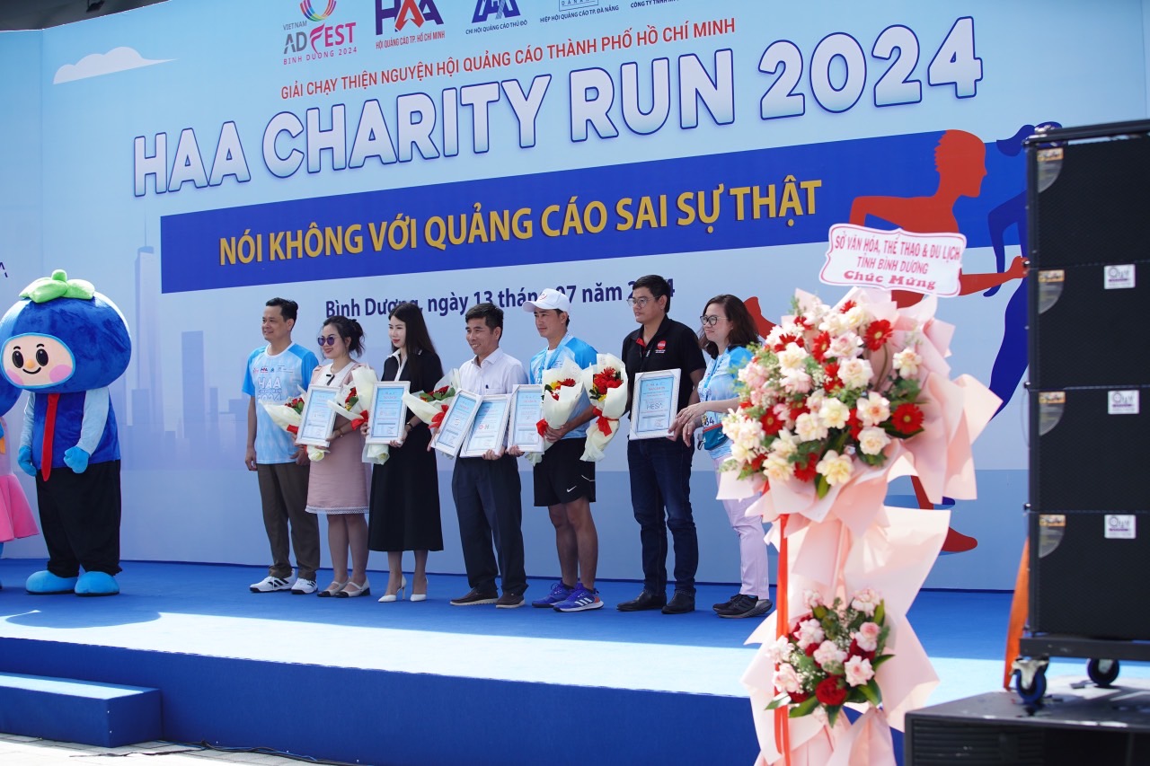Lan tỏa th&ocirc;ng điệp "N&oacute;i kh&ocirc;ng với quảng c&aacute;o sai sự thật" tại HAA CHARITY RUN 2024- Ảnh 5.