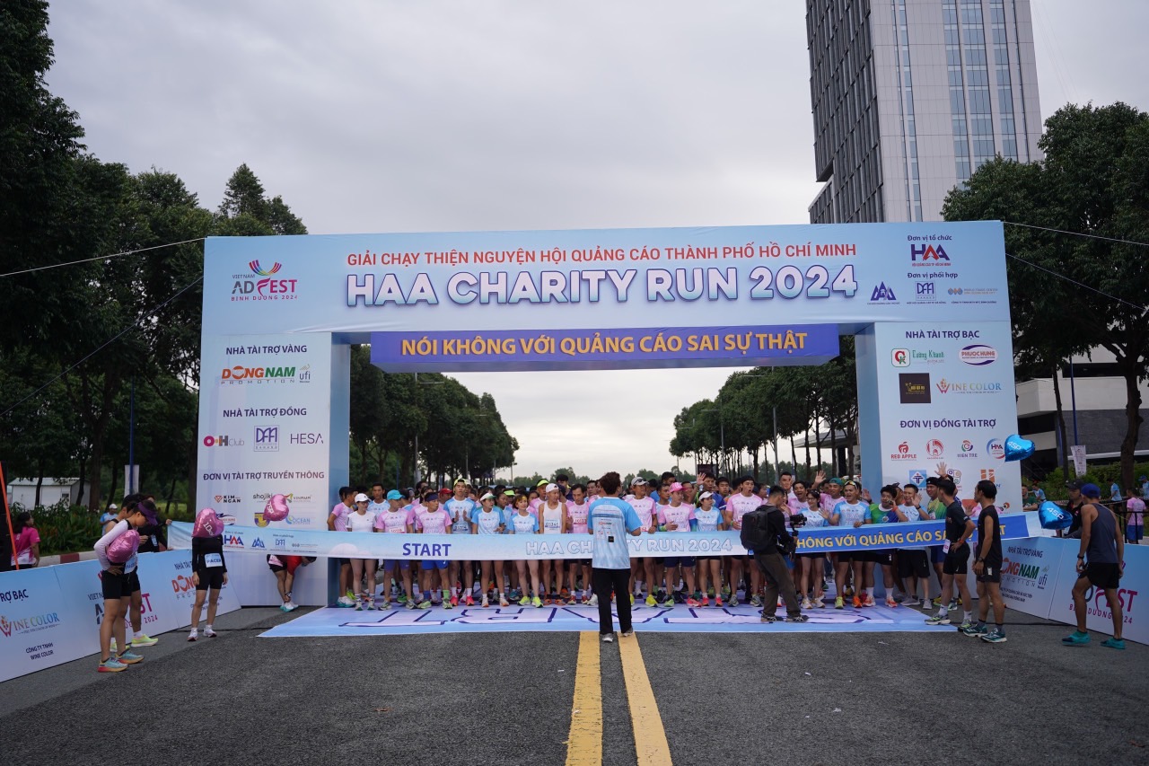 Lan tỏa th&ocirc;ng điệp "N&oacute;i kh&ocirc;ng với quảng c&aacute;o sai sự thật" tại HAA CHARITY RUN 2024- Ảnh 6.