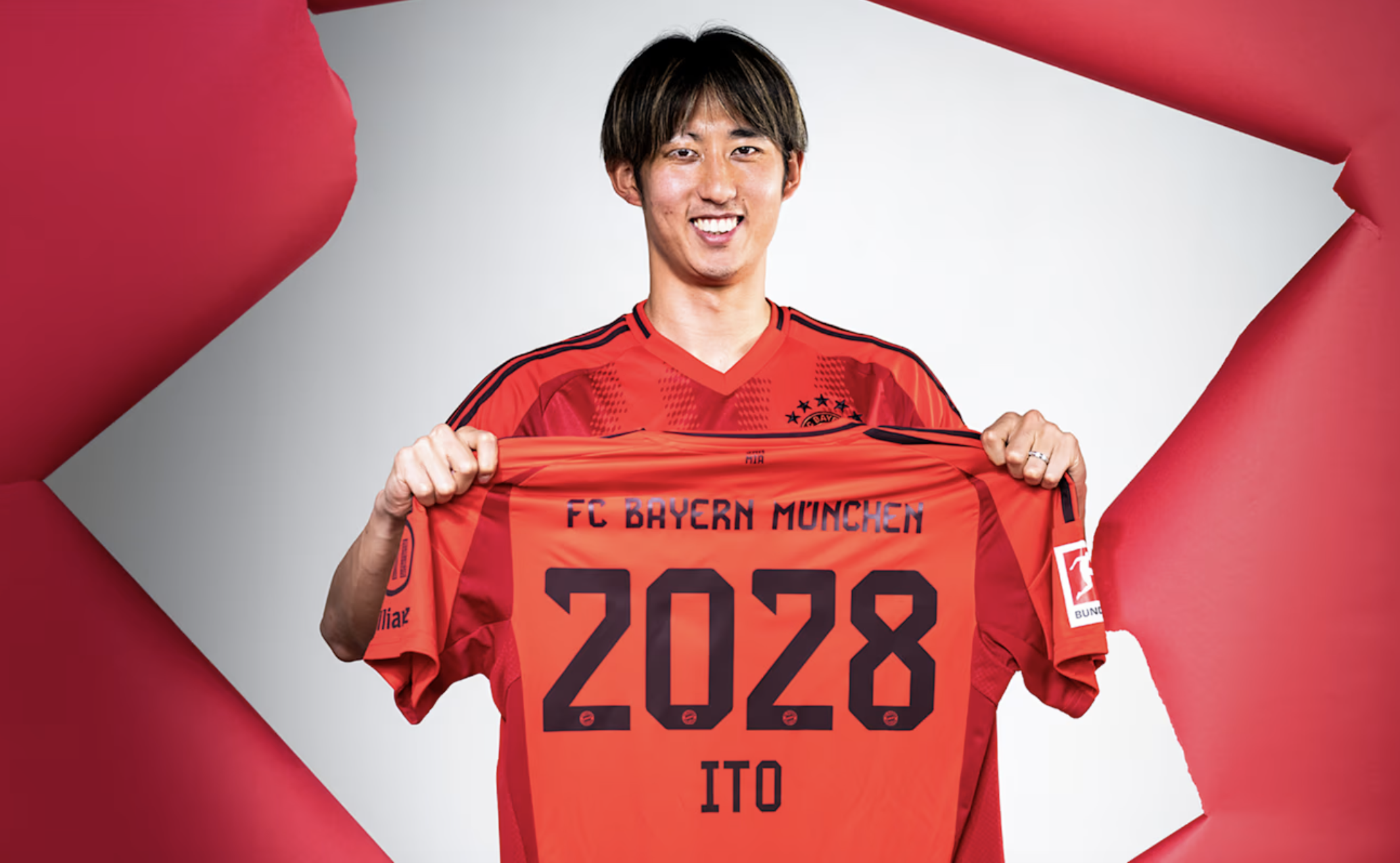 Sao hậu vệ Nhật Bản tăng gi&aacute; 30 lần khi gia nhập Bayern Munich- Ảnh 3.