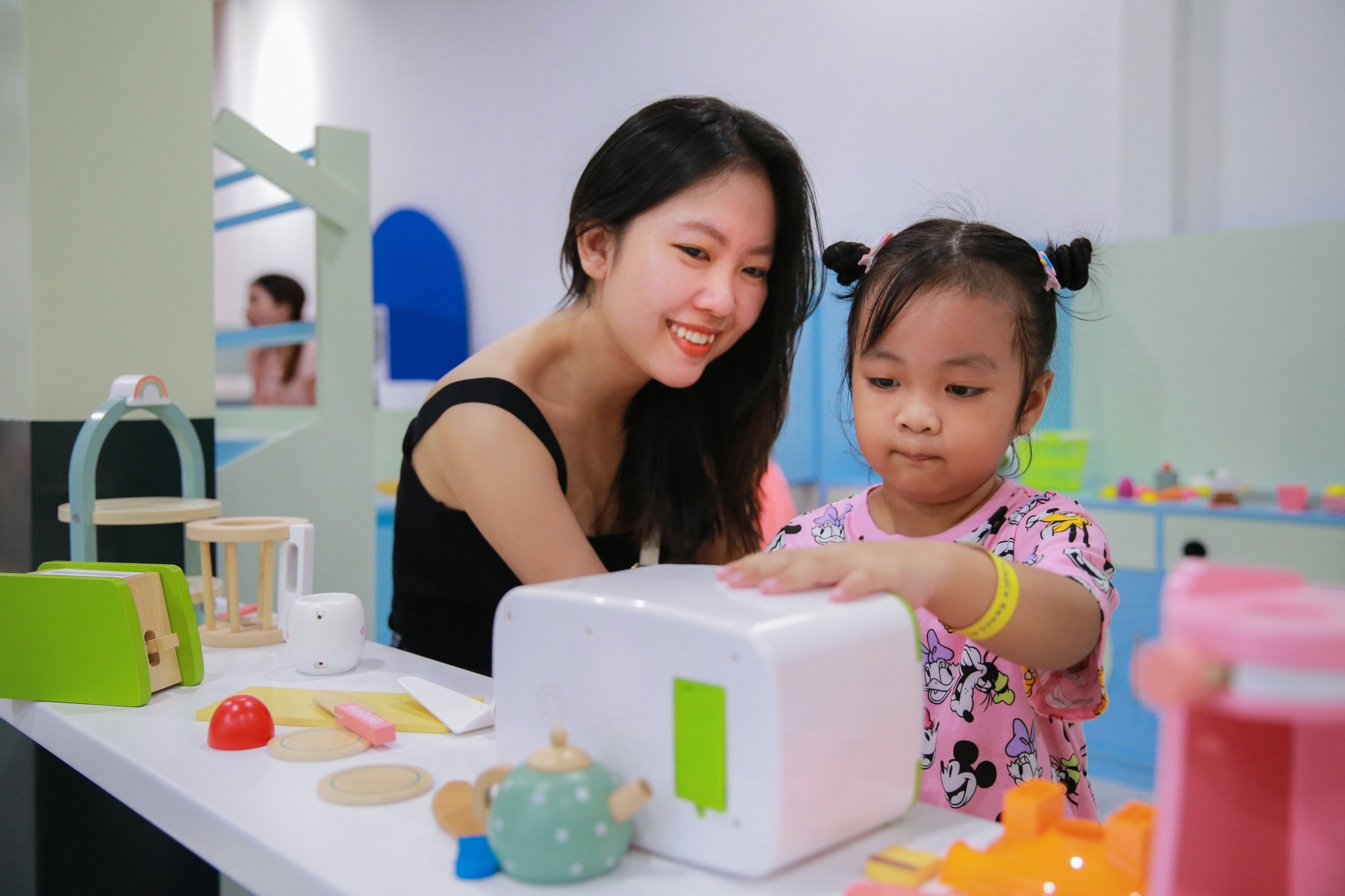 Hướng đi mới cho d&acirc;n số (*): Th&uacute;c đẩy b&igrave;nh đẳng giới- Ảnh 1.