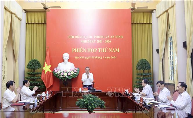 Chủ tịch nước T&ocirc; L&acirc;m chủ tr&igrave; phi&ecirc;n họp Hội đồng Quốc ph&ograve;ng v&agrave; An ninh- Ảnh 1.