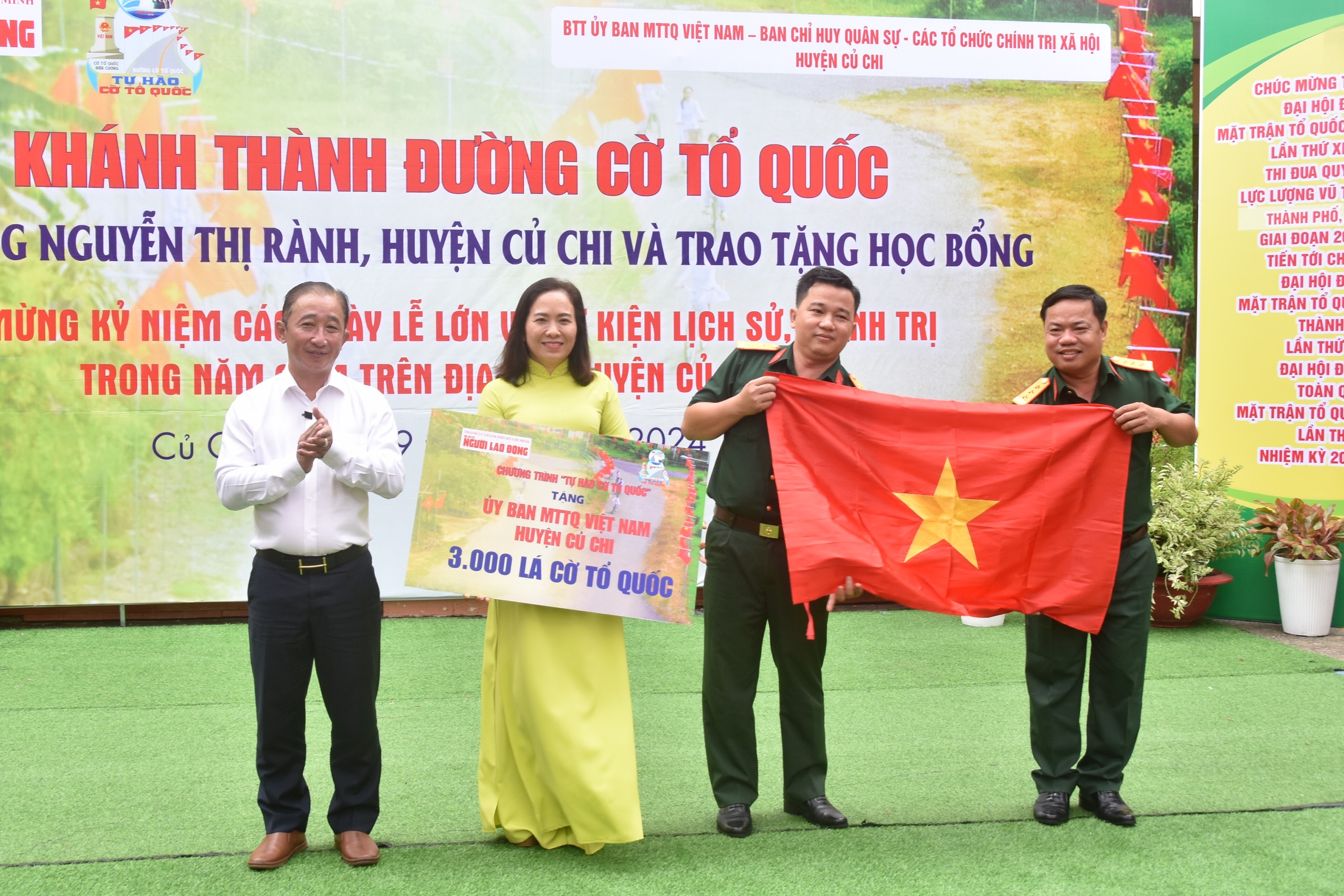 Khánh thành đường cờ Tổ quốc dài nhất TP HCM- Ảnh 3.