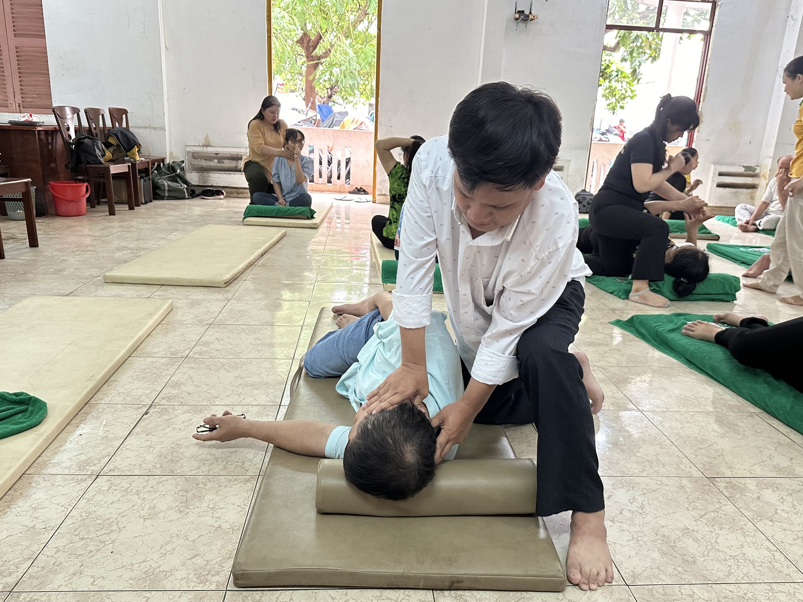 Lớp dạy nghề miễn ph&iacute; cho người đặc biệt- Ảnh 20.