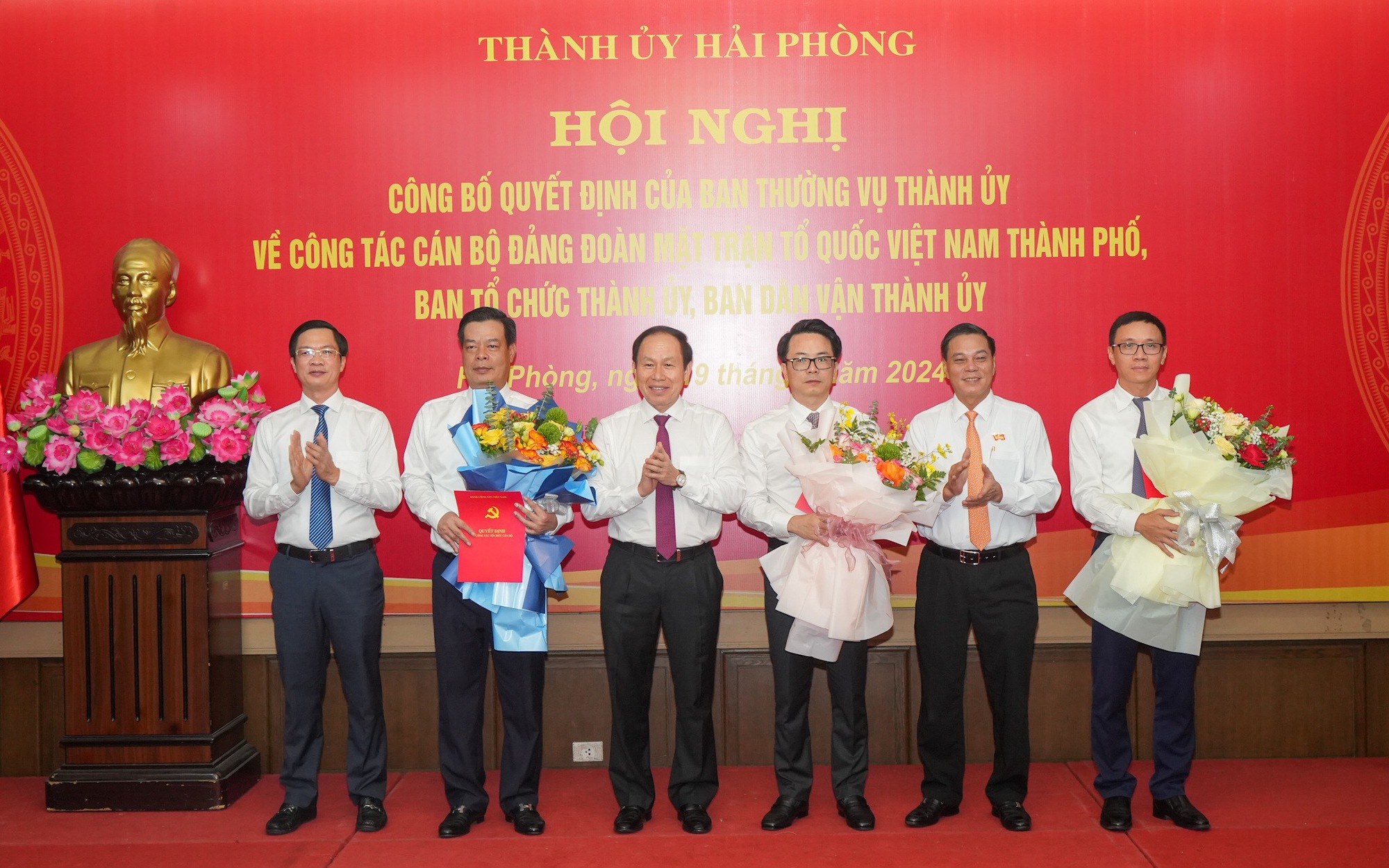 Thành ủy Hải Phòng điều động bổ nhiệm nhiều cán bộ chủ chốt