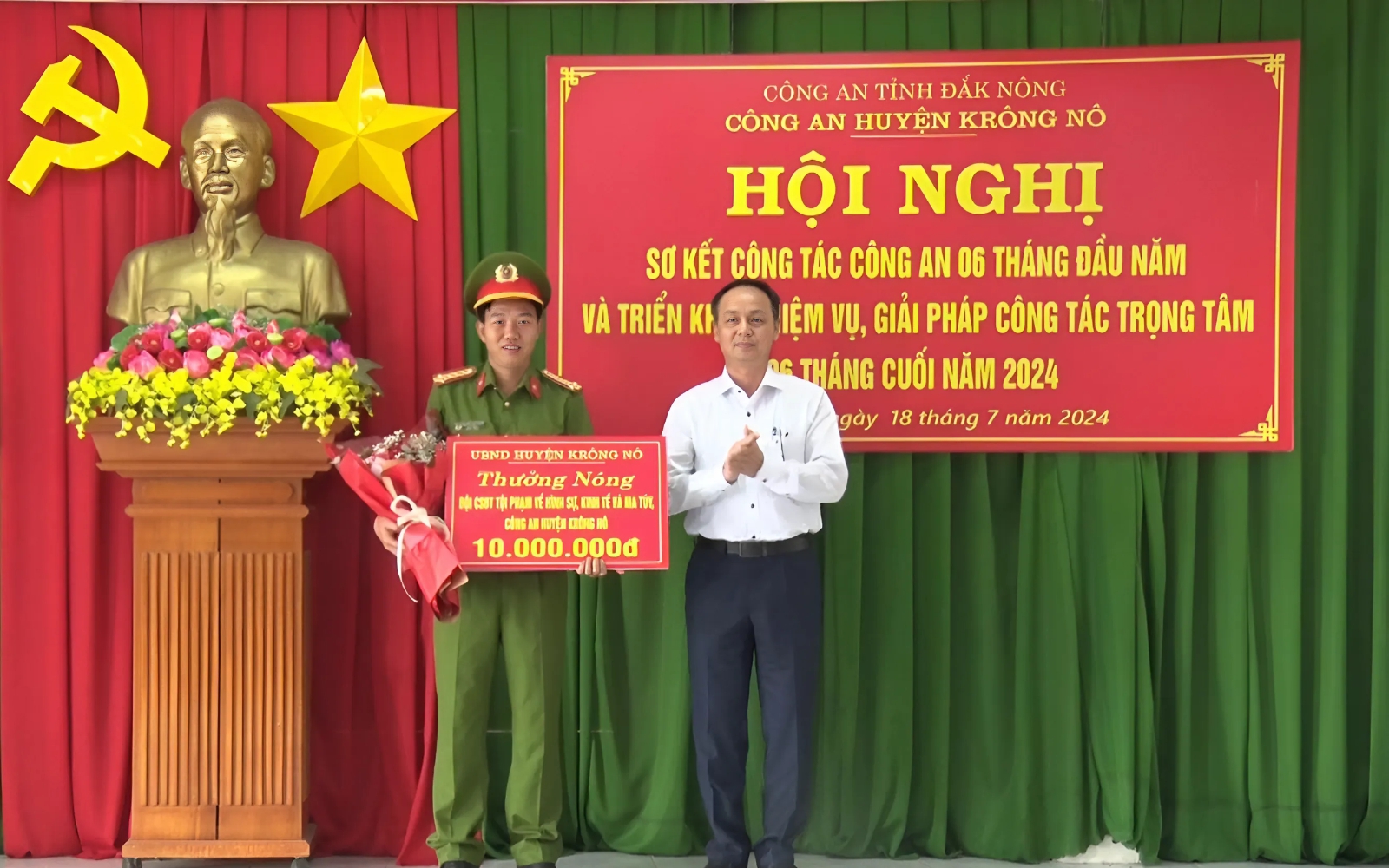 Đang ngủ, người phụ nữ bị khống chế cướp 14,5 triệu đồng