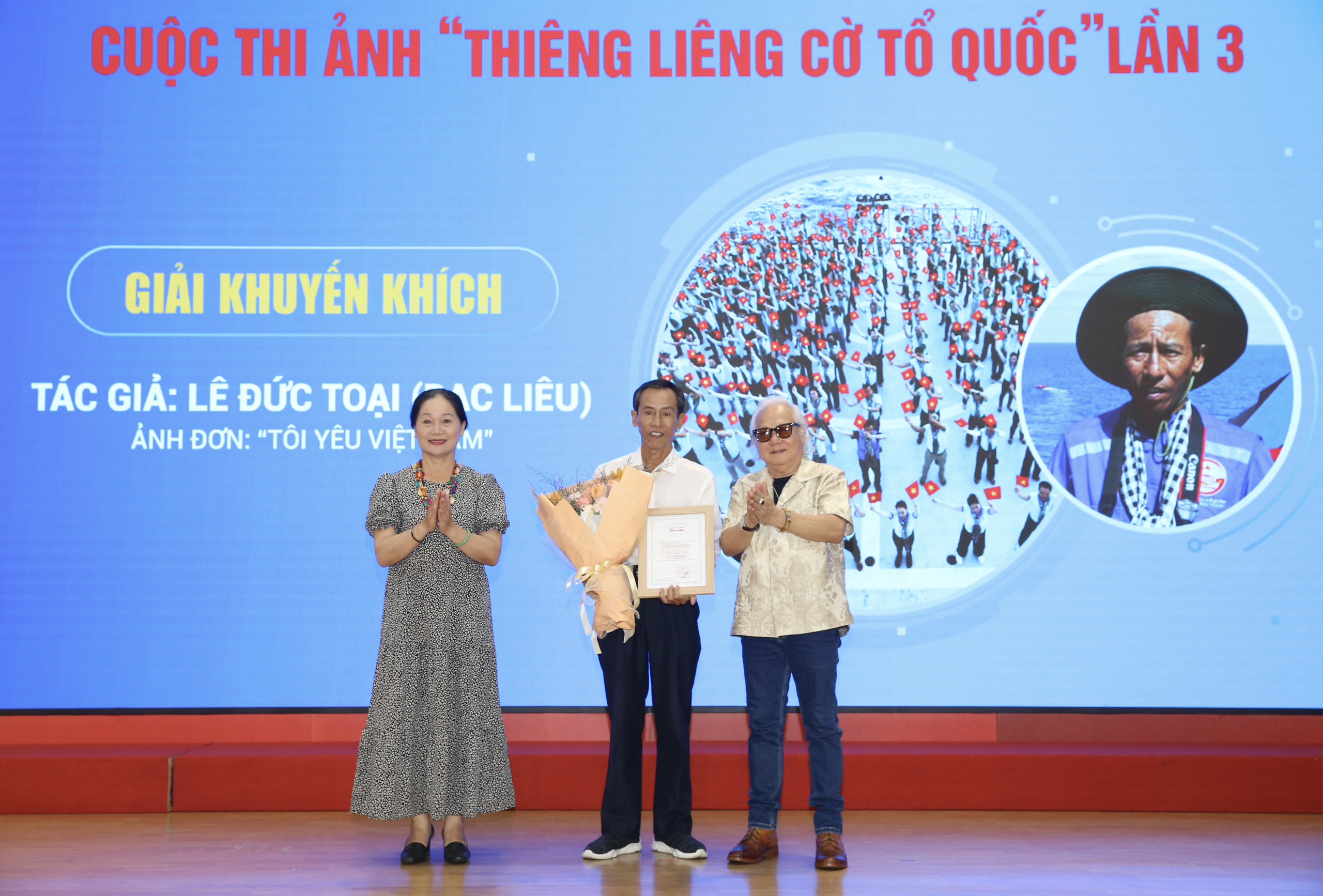 Trao giải 2 cuộc thi "Chủ quyền Quốc gia bất khả xâm phạm" và "Thiêng liêng cờ Tổ quốc"- Ảnh 11.