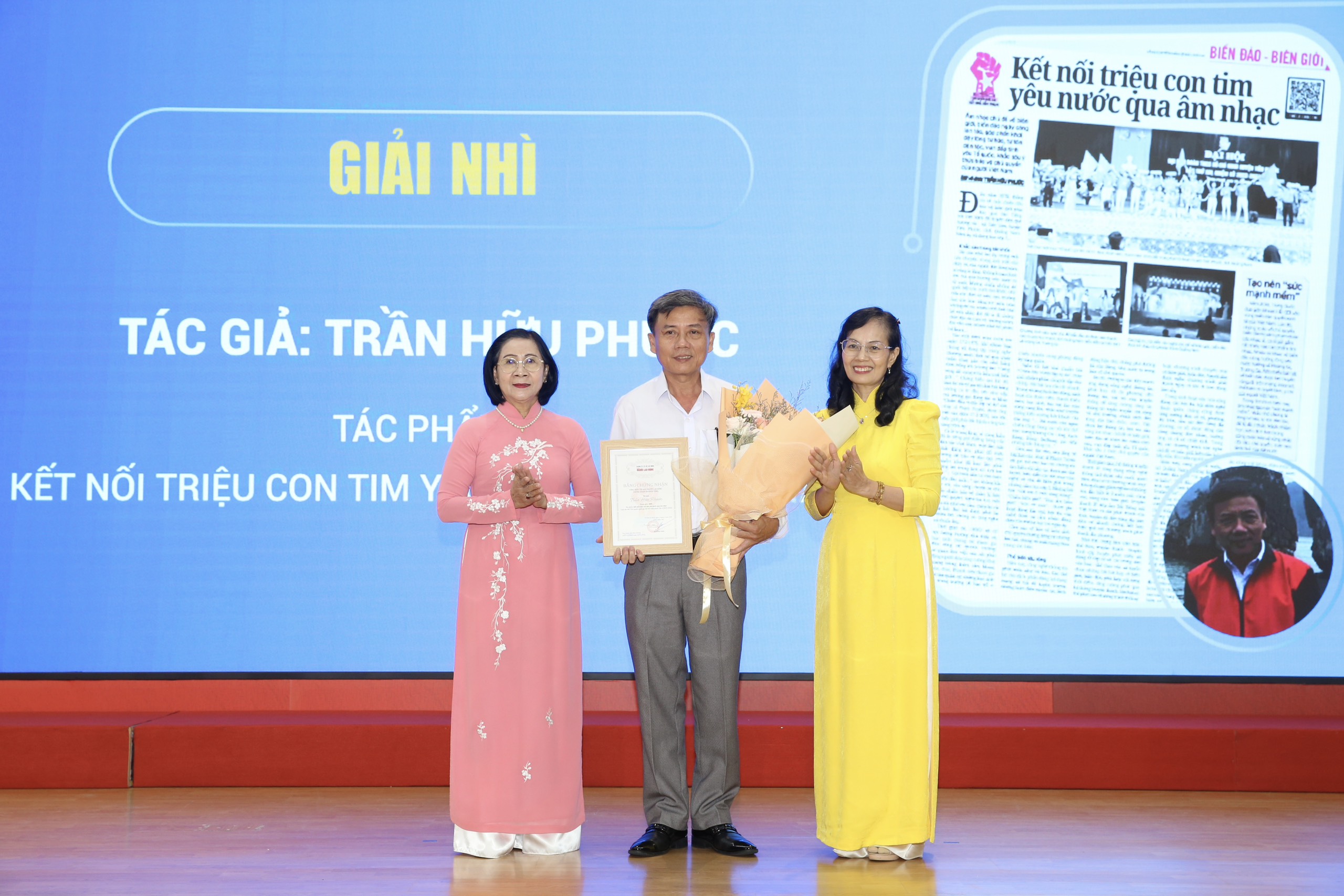 Trao giải 2 cuộc thi "Chủ quyền Quốc gia bất khả xâm phạm" và "Thiêng liêng cờ Tổ quốc"- Ảnh 4.