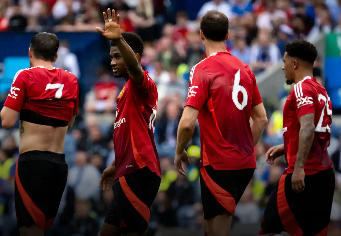Erik ten Hag "mở l&ograve;ng", Sancho c&oacute; cơ hội tỏa s&aacute;ng với Man United- Ảnh 5.