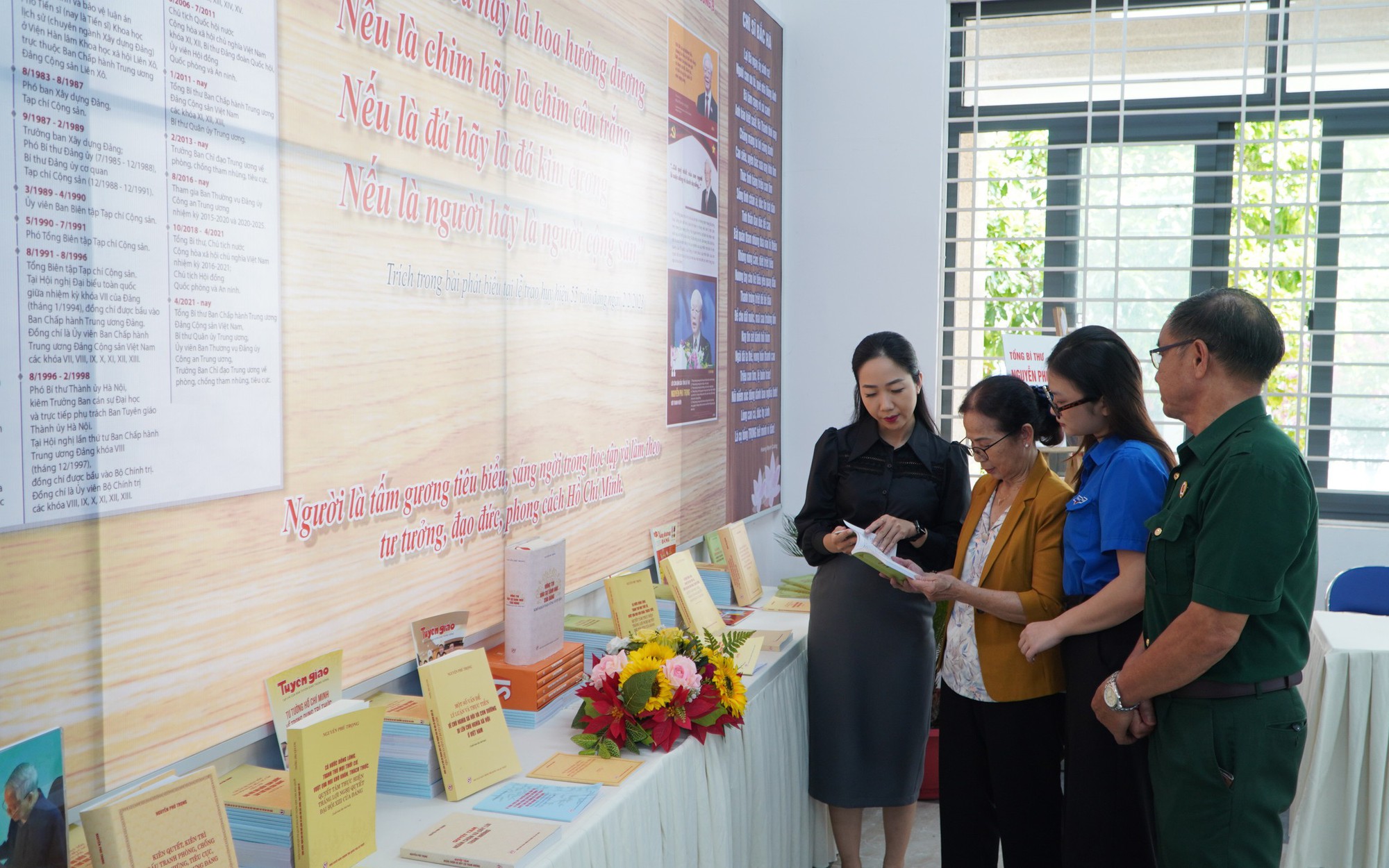 Xúc động không gian tưởng niệm Tổng Bí thư Nguyễn Phú Trọng tại quận Phú Nhuận