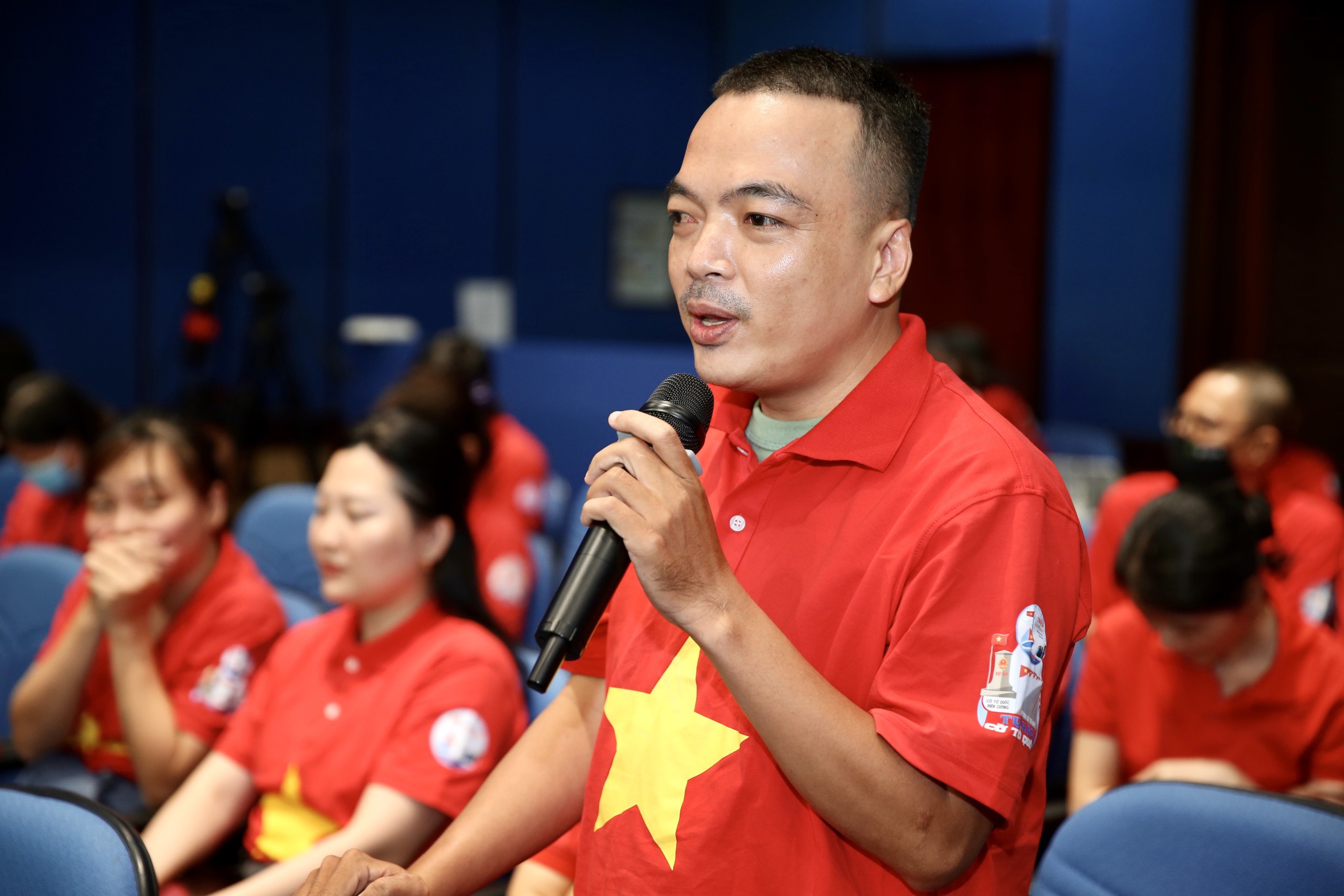 B&aacute;o Người Lao Động ki&ecirc;n tr&igrave; theo đuổi ti&ecirc;u ch&iacute; "Nhanh - Hay - Ch&iacute;nh x&aacute;c - Tr&aacute;ch nhiệm - Nh&acirc;n văn"- Ảnh 8.