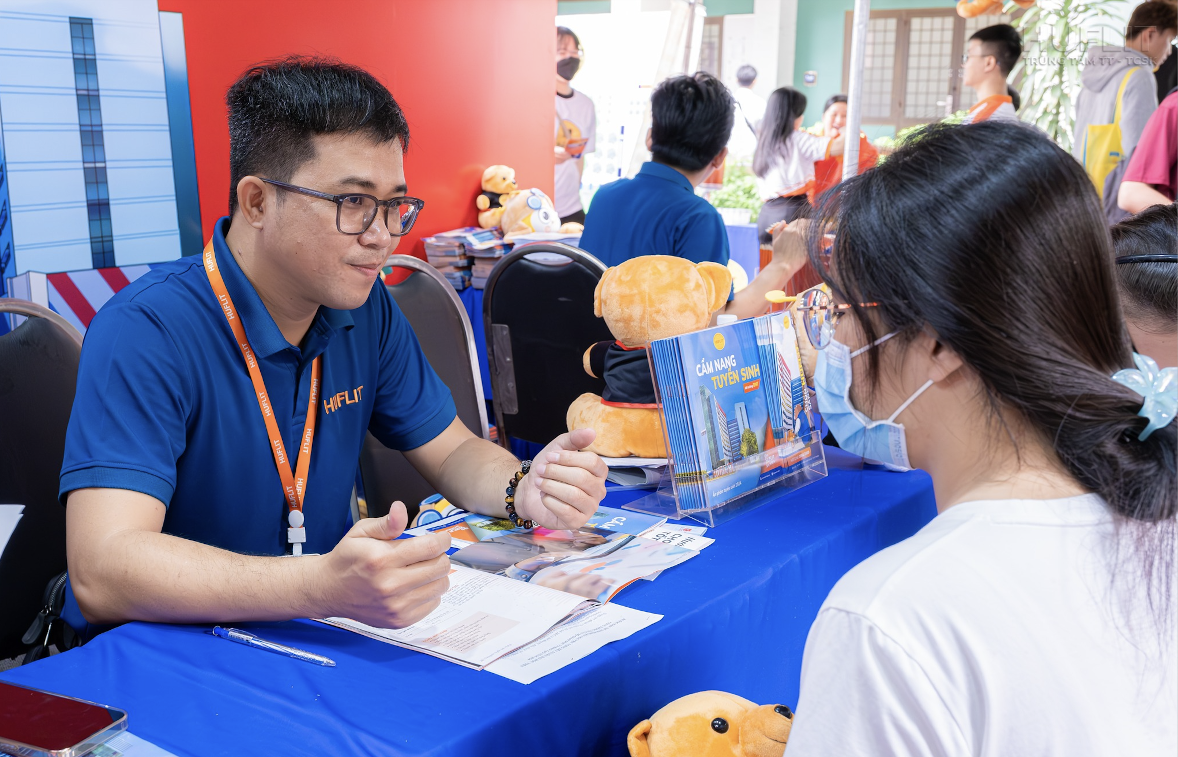 Trường ĐH Ngoại ngữ - Tin học TP HCM nhận x&eacute;t tuyển điểm s&agrave;n 15 tất cả c&aacute;c ng&agrave;nh- Ảnh 1.