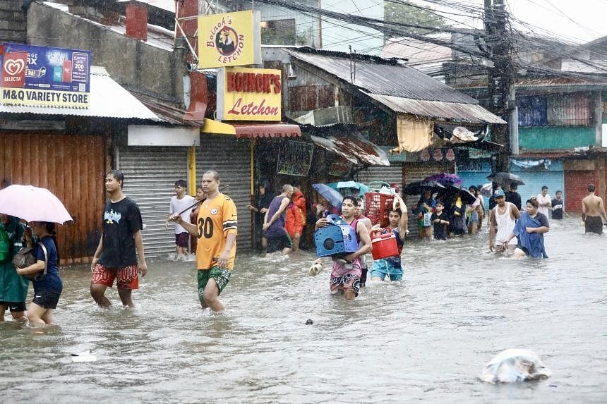 B&atilde;o Gaemi g&acirc;y mưa khủng khiếp, Manila nước ngập tới ngực- Ảnh 1.