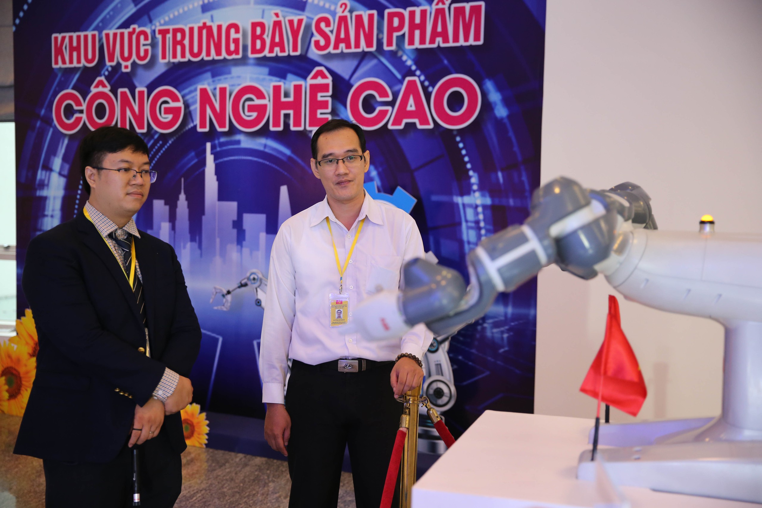 [Emagazine] - 12 dấu ấn nổi bật của TPHCM năm 2025 - Ảnh 59.