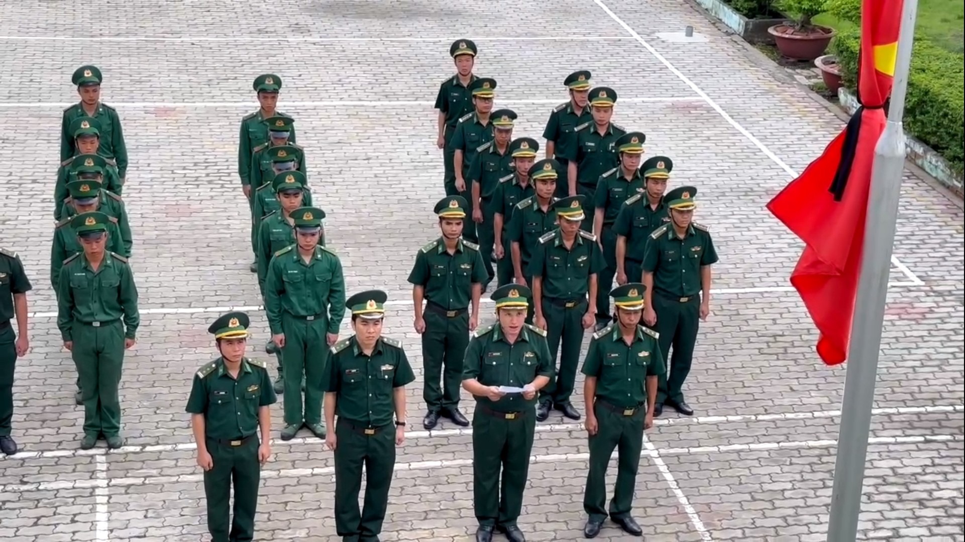 X&uacute;c động t&igrave;nh cảm Bộ đội bi&ecirc;n ph&ograve;ng x&atilde; đảo Thạnh An với Tổng B&iacute; thư Nguyễn Ph&uacute; Trọng- Ảnh 1.
