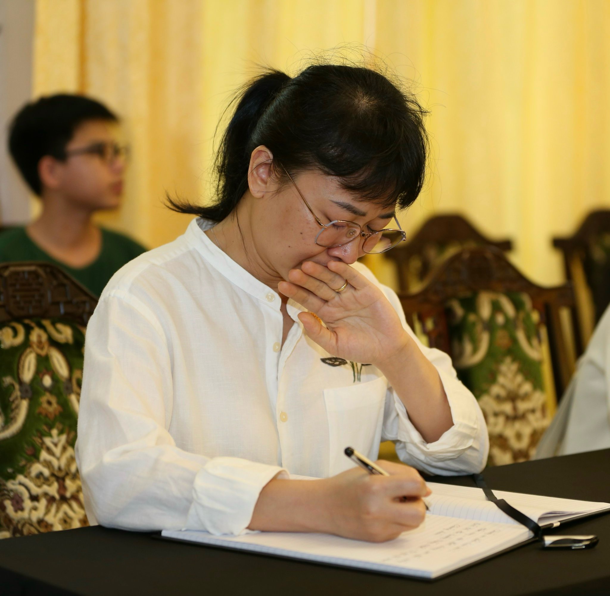 Mong được viếng Tổng B&iacute; thư Nguyễn Ph&uacute; Trọng để b&agrave;y tỏ l&ograve;ng k&iacute;nh trọng v&agrave; niềm tiếc thương- Ảnh 9.