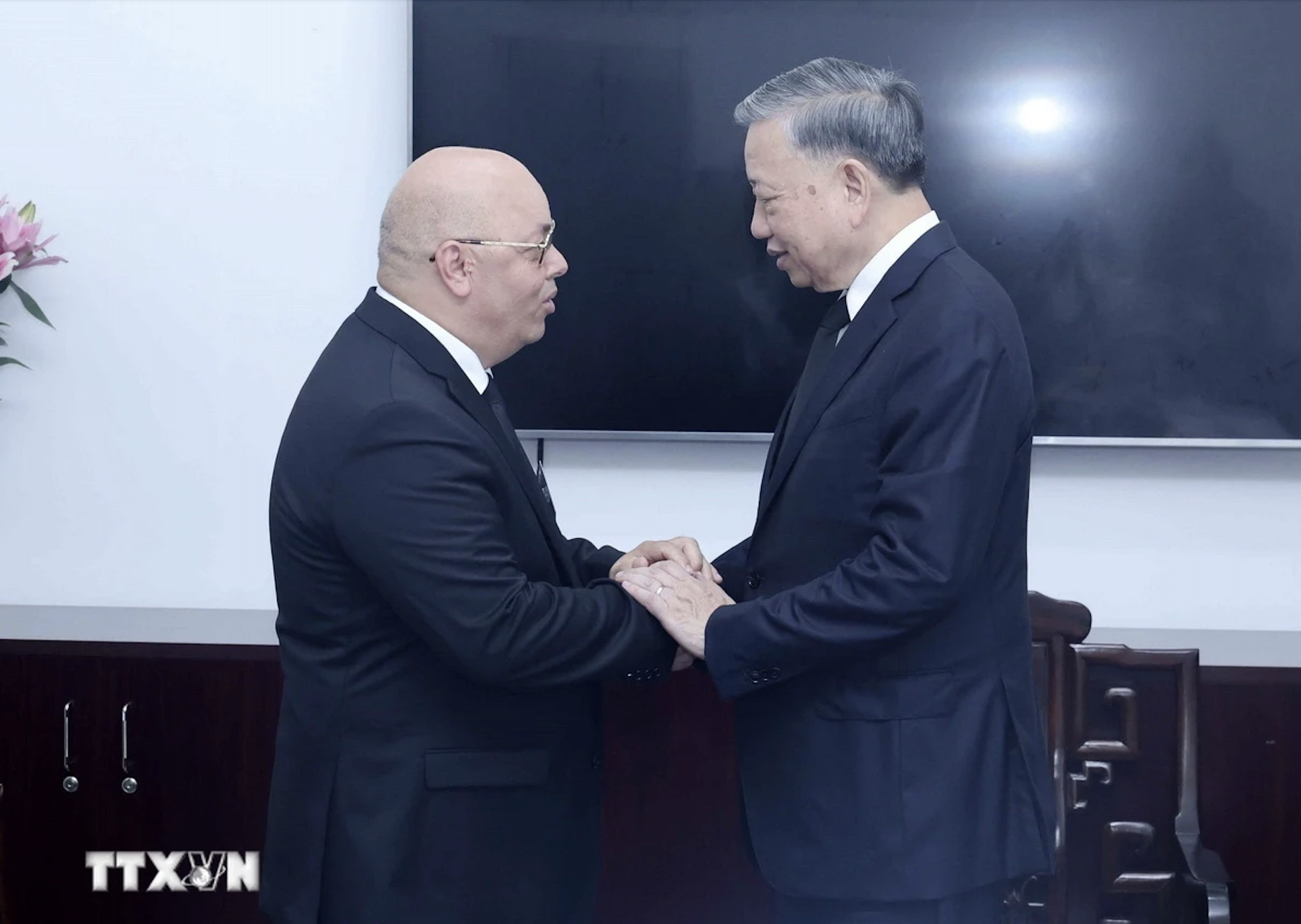 Chủ tịch nước cảm ơn đo&agrave;n đại biểu Algeria dự Lễ Quốc tang Tổng B&iacute; thư Nguyễn Ph&uacute; Trọng- Ảnh 1.