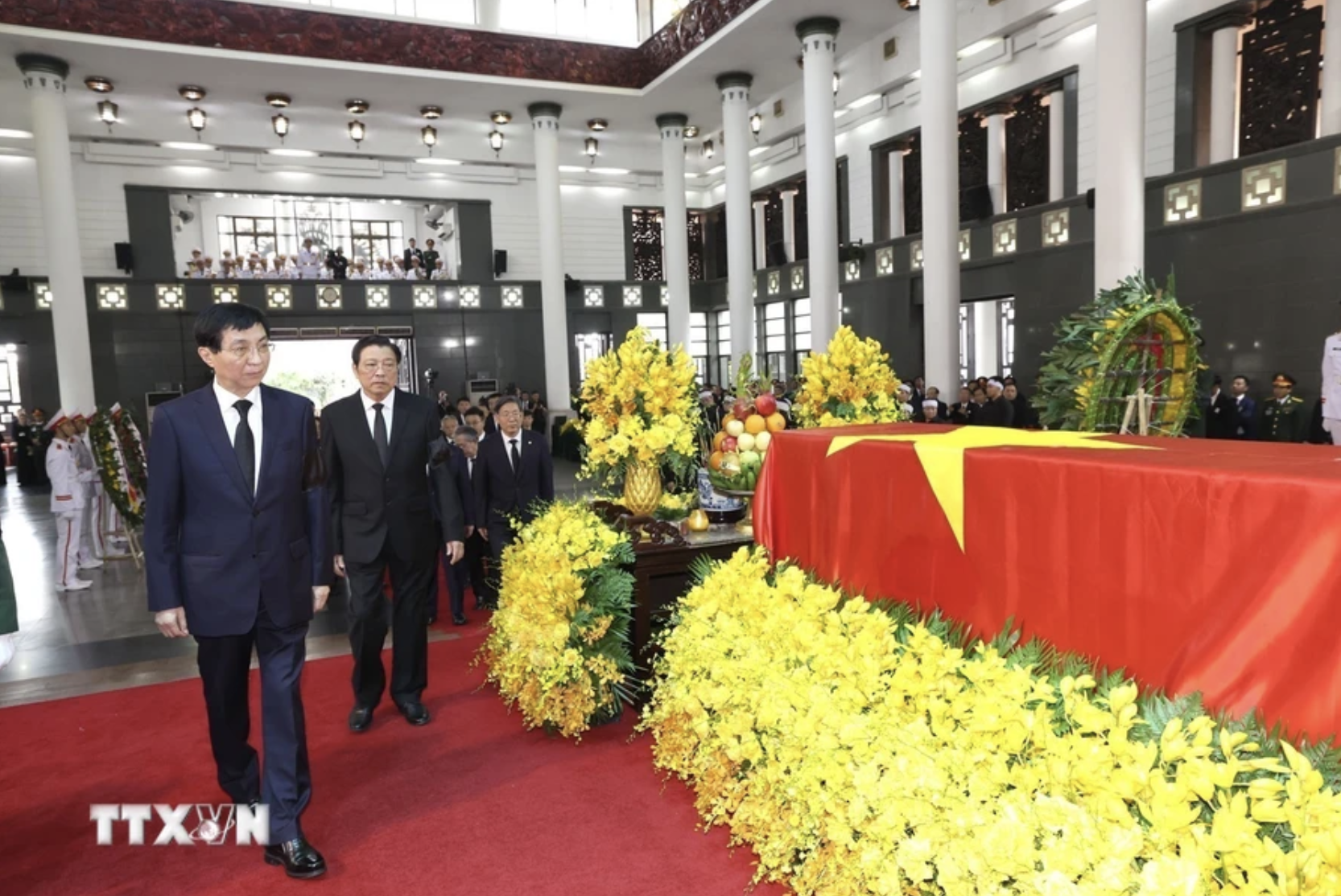 Đo&agrave;n đại biểu Đảng Cộng sản Trung Quốc viếng Tổng B&iacute; thư Nguyễn Ph&uacute; Trọng- Ảnh 7.