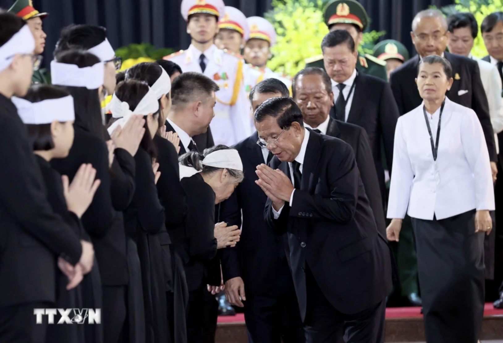 Chủ tịch CPP Hun Sen viếng Tổng Bí thư Nguyễn Phú Trọng- Ảnh 6.