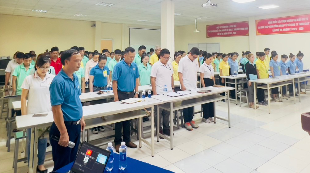 Những kỷ niệm s&acirc;u đậm của c&aacute;n bộ C&ocirc;ng đo&agrave;n khi gặp Tổng B&iacute; thư Nguyễn Ph&uacute; Trọng- Ảnh 5.