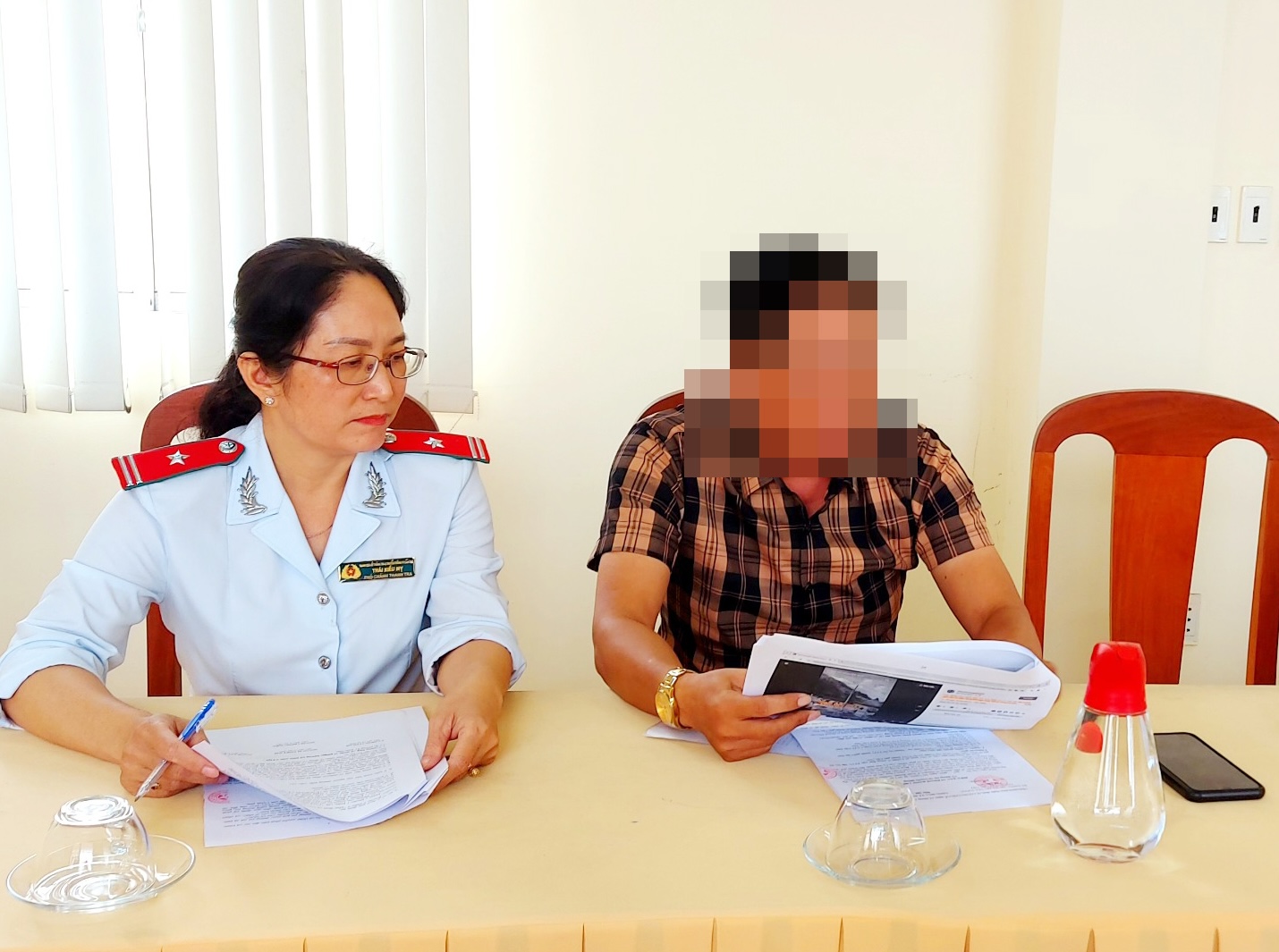 Cần Thơ: Lật tẩy chi&ecirc;u tr&ograve; xuất khẩu lao động tr&ecirc;n TikTok với mức lương cao- Ảnh 1.