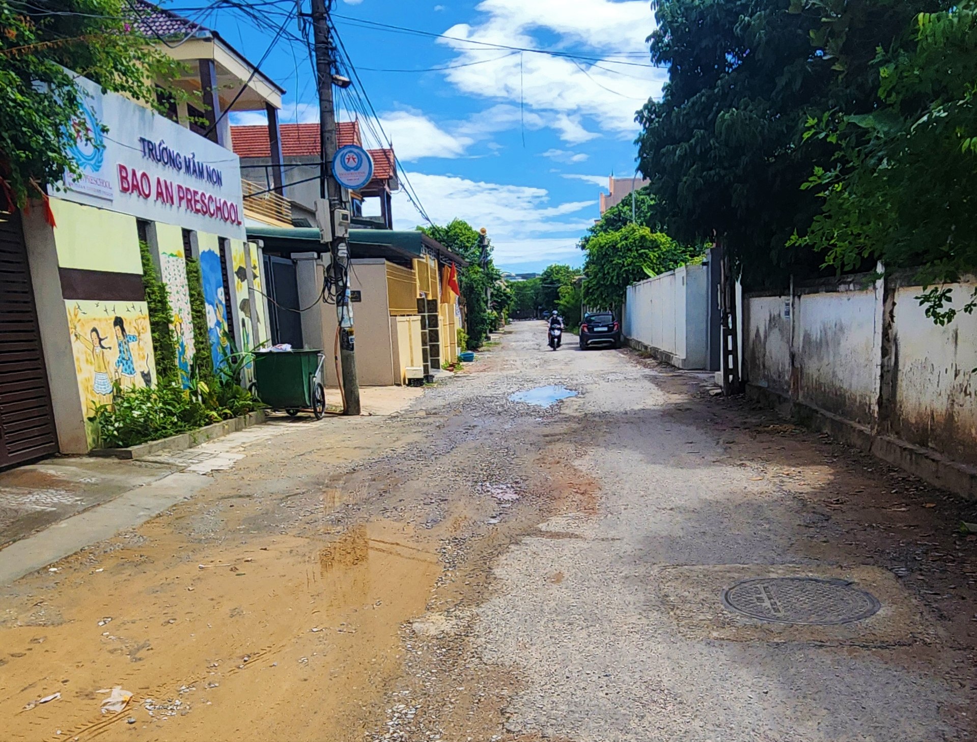 Có 2 con đường bị “bỏ quên" ở TP Đồng Hới- Ảnh 1.