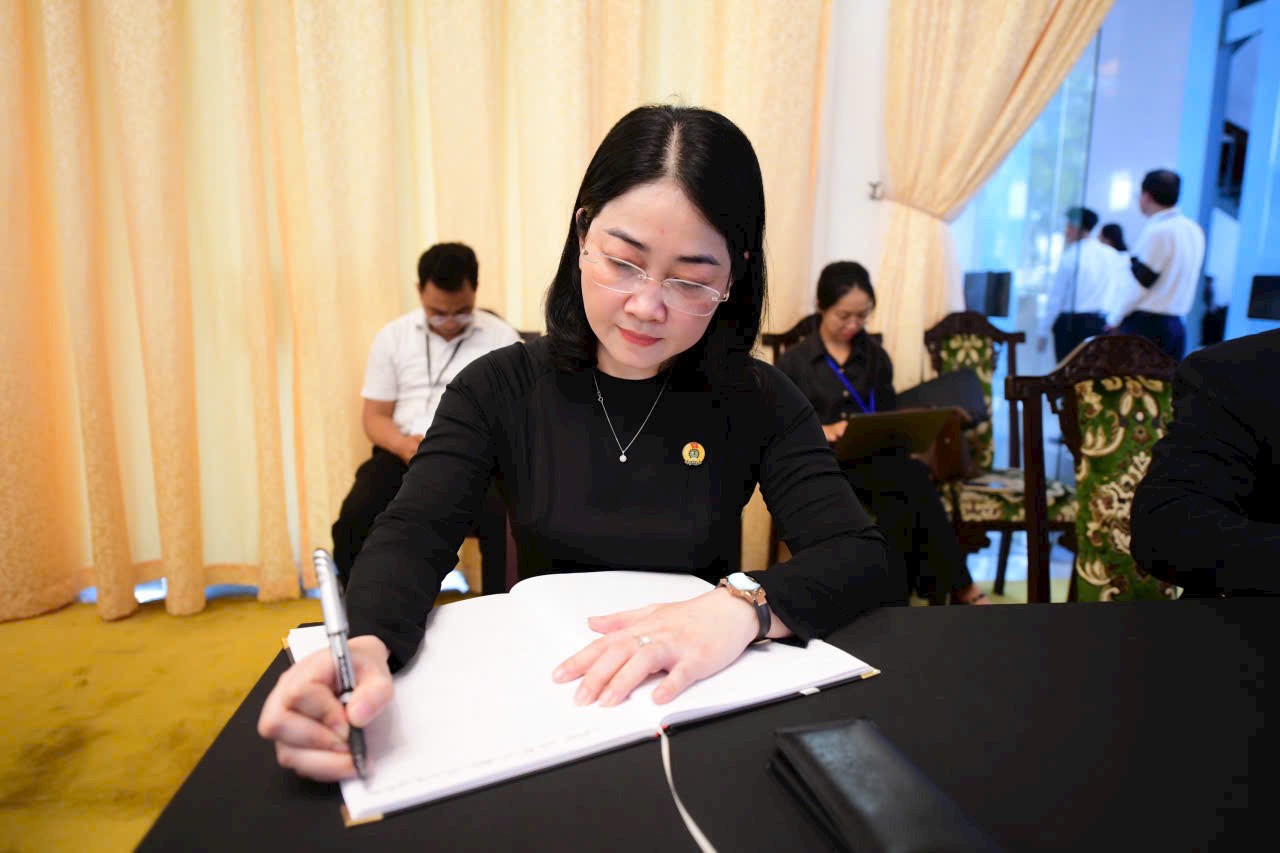 Những kỷ niệm s&acirc;u đậm của c&aacute;n bộ C&ocirc;ng đo&agrave;n khi gặp Tổng B&iacute; thư Nguyễn Ph&uacute; Trọng- Ảnh 3.