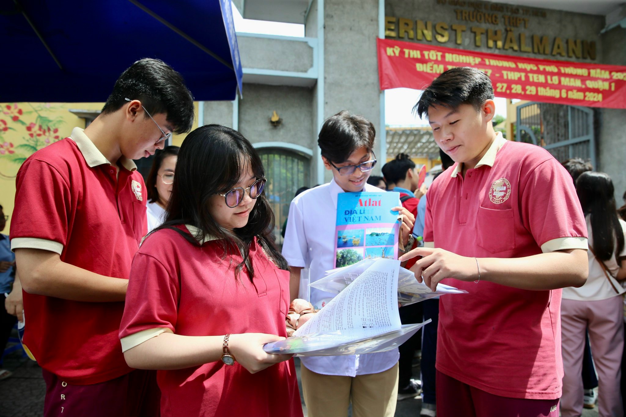 Th&iacute; sinh TP HCM dự kỳ thi tốt nghiệp THPT 2024 Ảnh: Ho&agrave;ng Triều