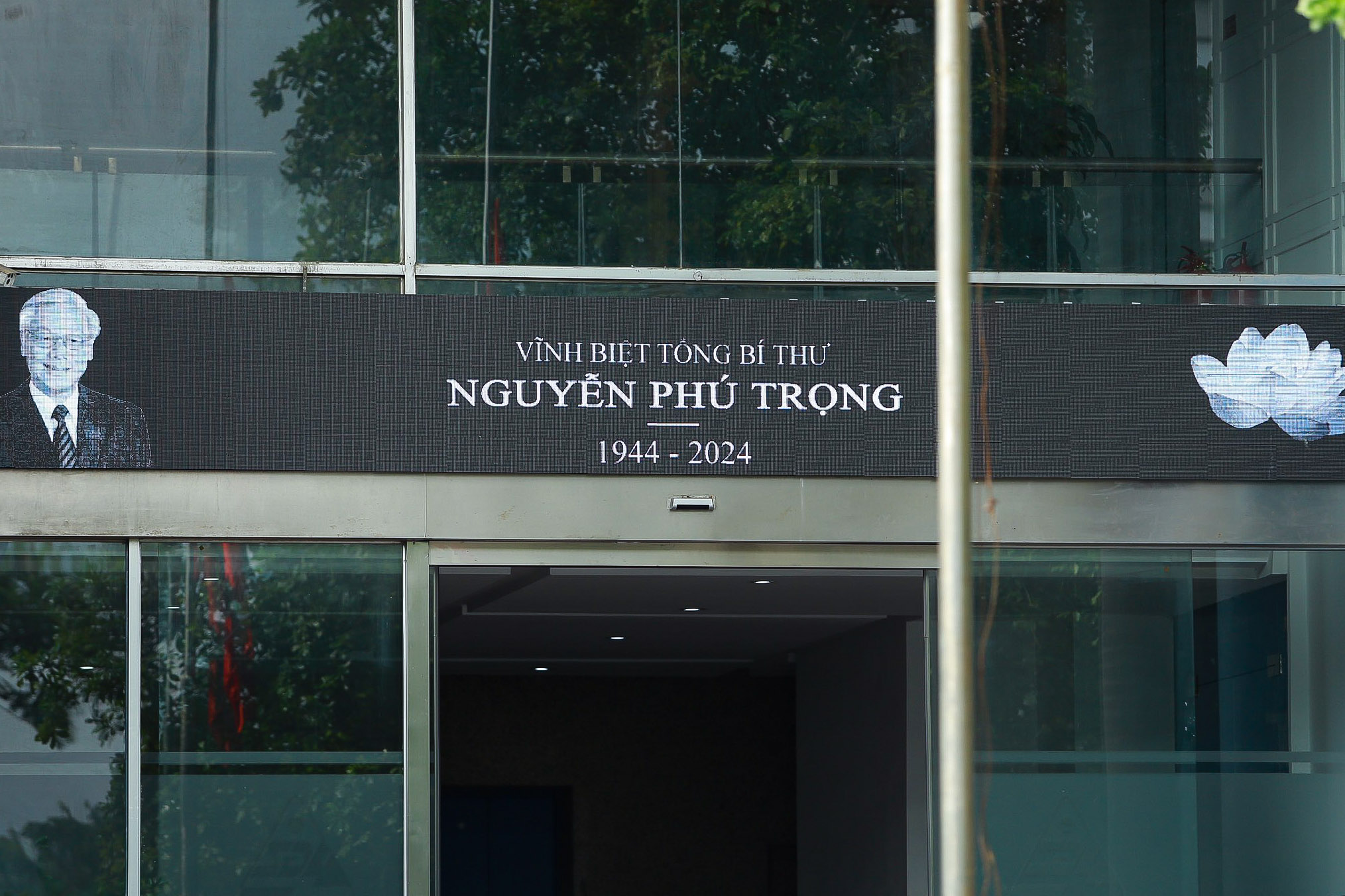 Chiếu phim t&agrave;i liệu tưởng nhớ Tổng B&iacute; thư Nguyễn Ph&uacute; Trọng- Ảnh 1.