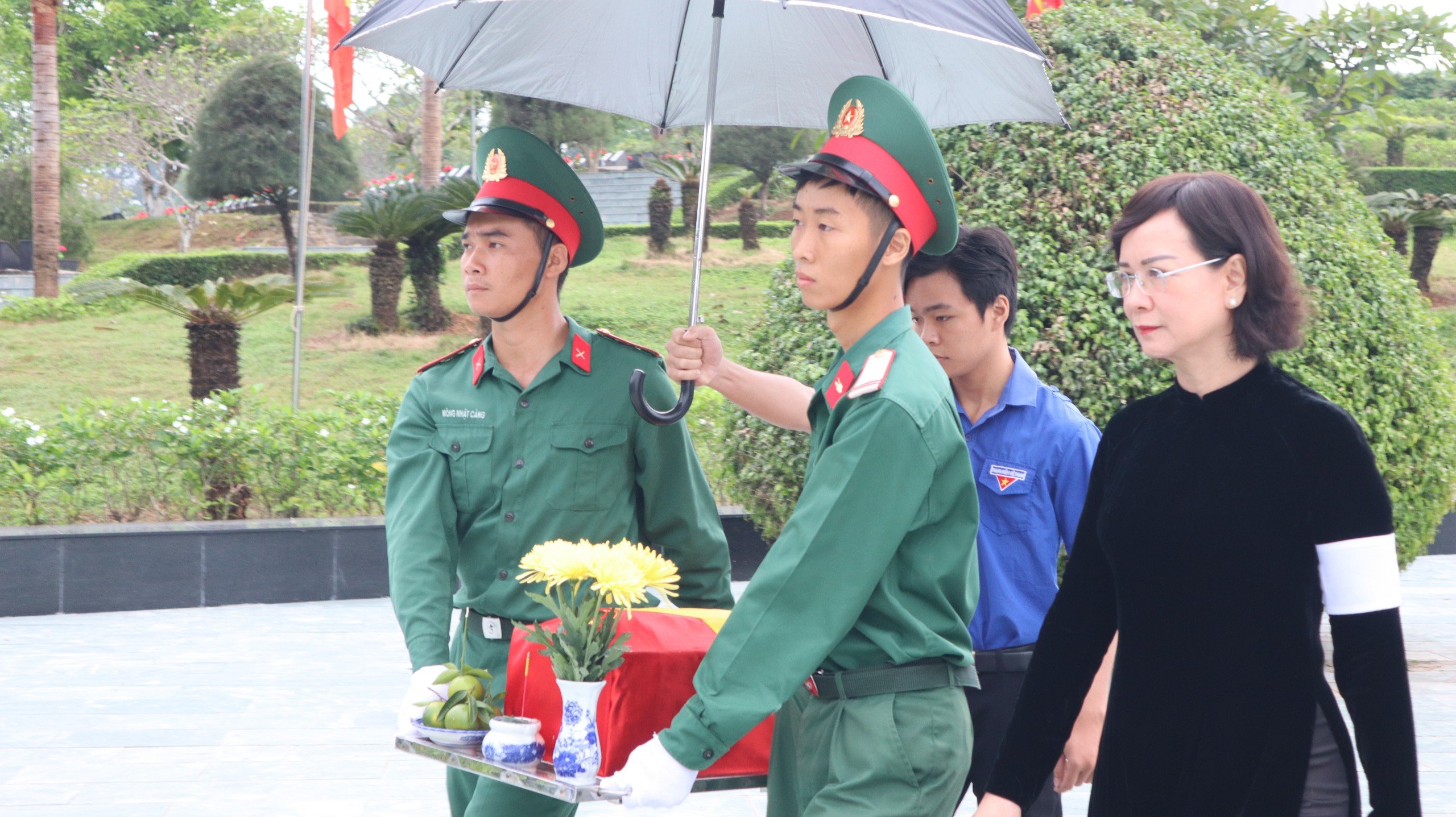 Xúc động lễ truy điệu, an táng 106 hài cốt liệt sĩ ở tỉnh Bình Phước- Ảnh 6.